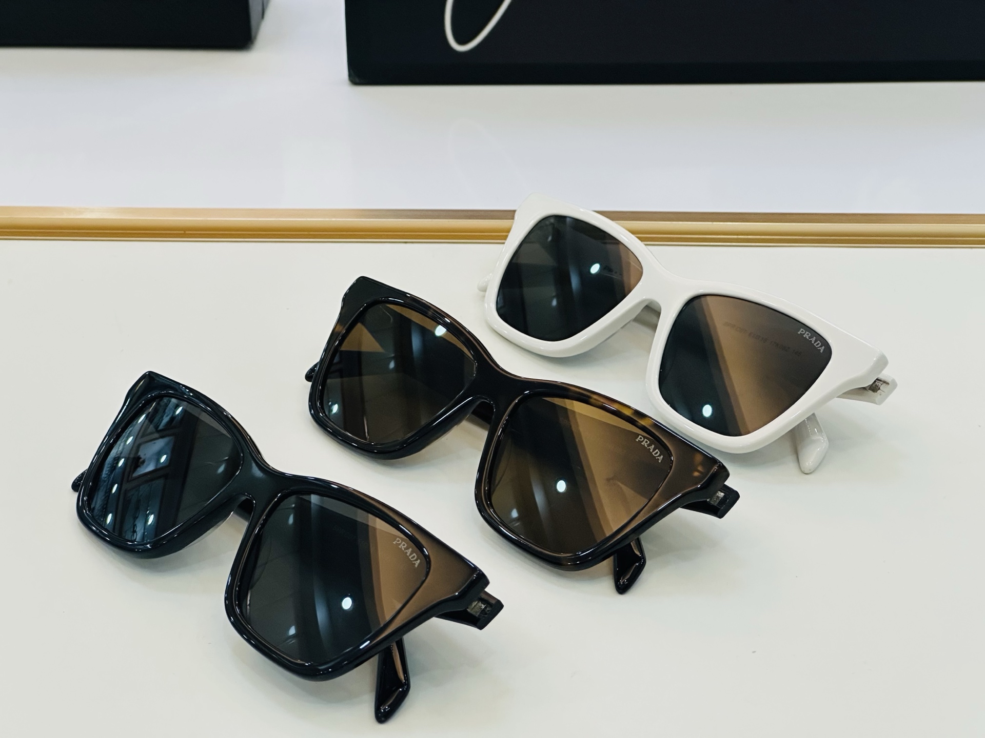 🔺PRAD*🔻普家 PR C07 Size：51口18-145 眼镜系列堪称精湛制作 彰显独特个 C最新