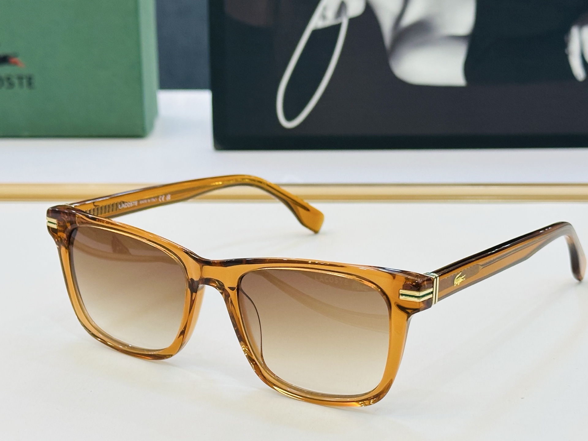 🆕 鳄鱼 LACOSTE 最新款L6050 Size：54口19-145 💫💫时尚舒适 💍Z超轻 太阳镜