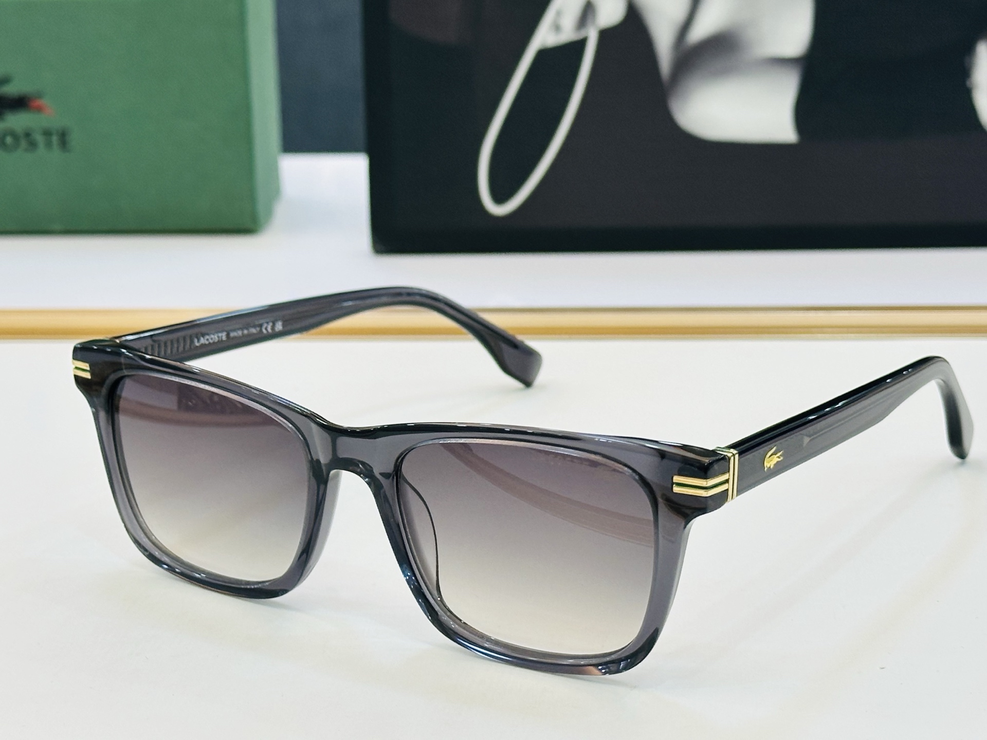 🆕 鳄鱼 LACOSTE 最新款L6050 Size：54口19-145 💫💫时尚舒适 💍Z超轻 太阳镜