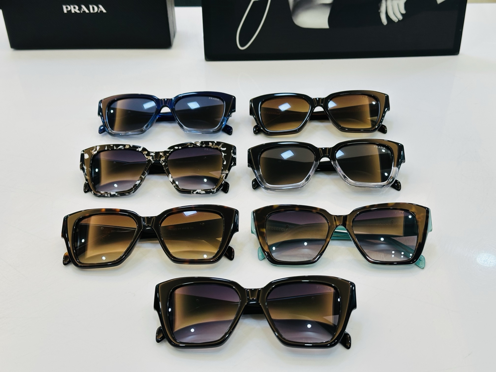 🔺PRAD*🔻普家 PR10ZV Size：53口19-145 眼镜系列堪称精湛制作 彰显独特个 Z最新