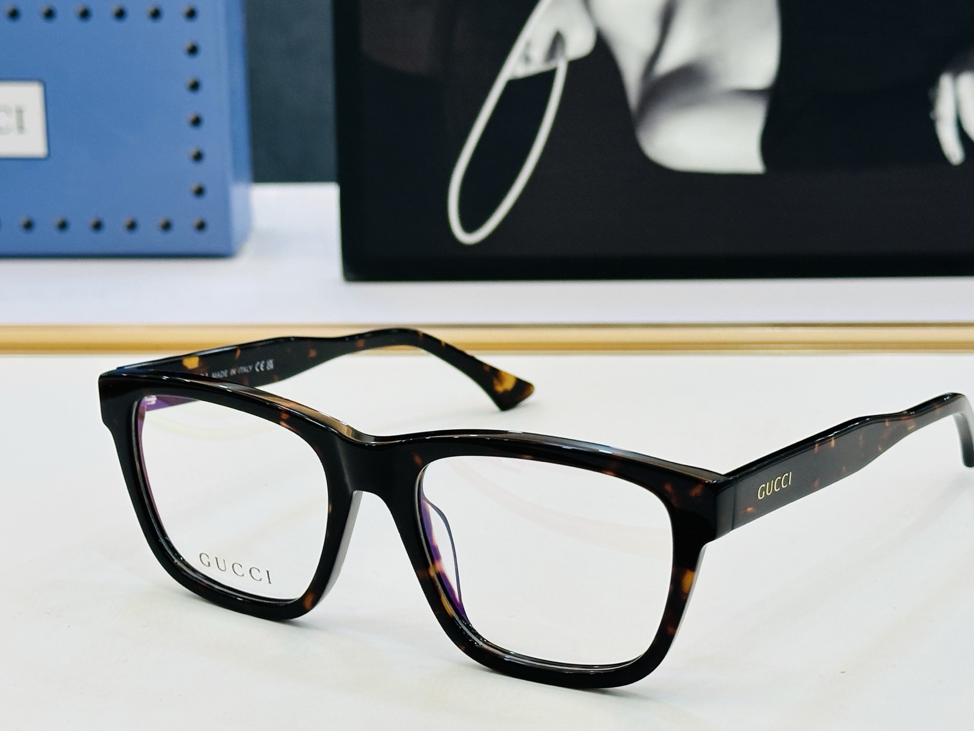 GUCCl*古家 时尚太阳镜 GG1870O Size：53口19-145 🎈超时尚☀☀💝🙏 L完美板材