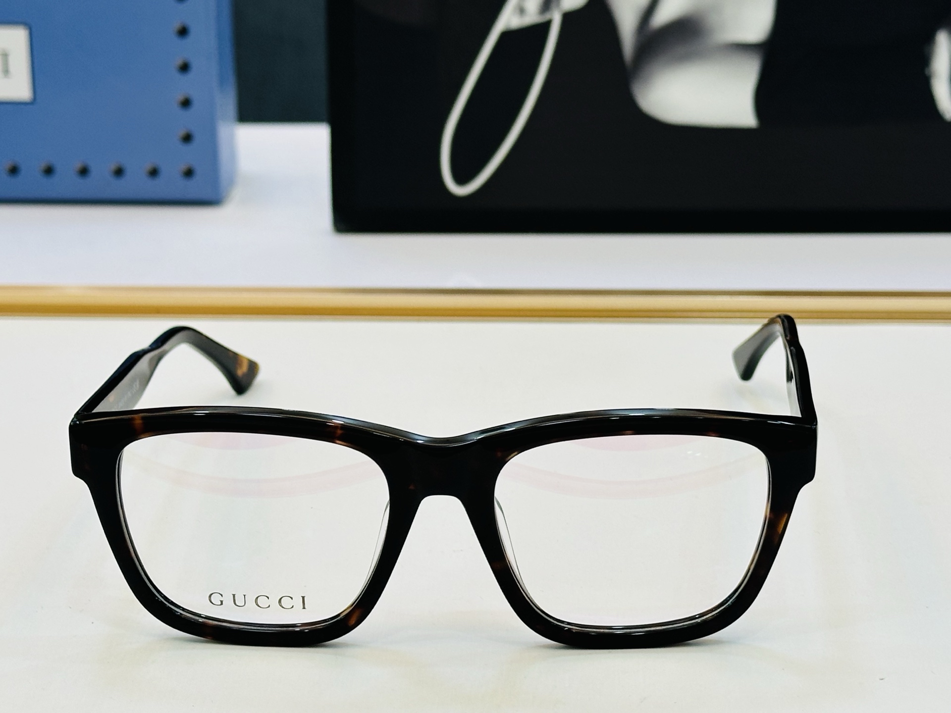 GUCCl*古家 时尚太阳镜 GG1870O Size：53口19-145 🎈超时尚☀☀💝🙏 L完美板材