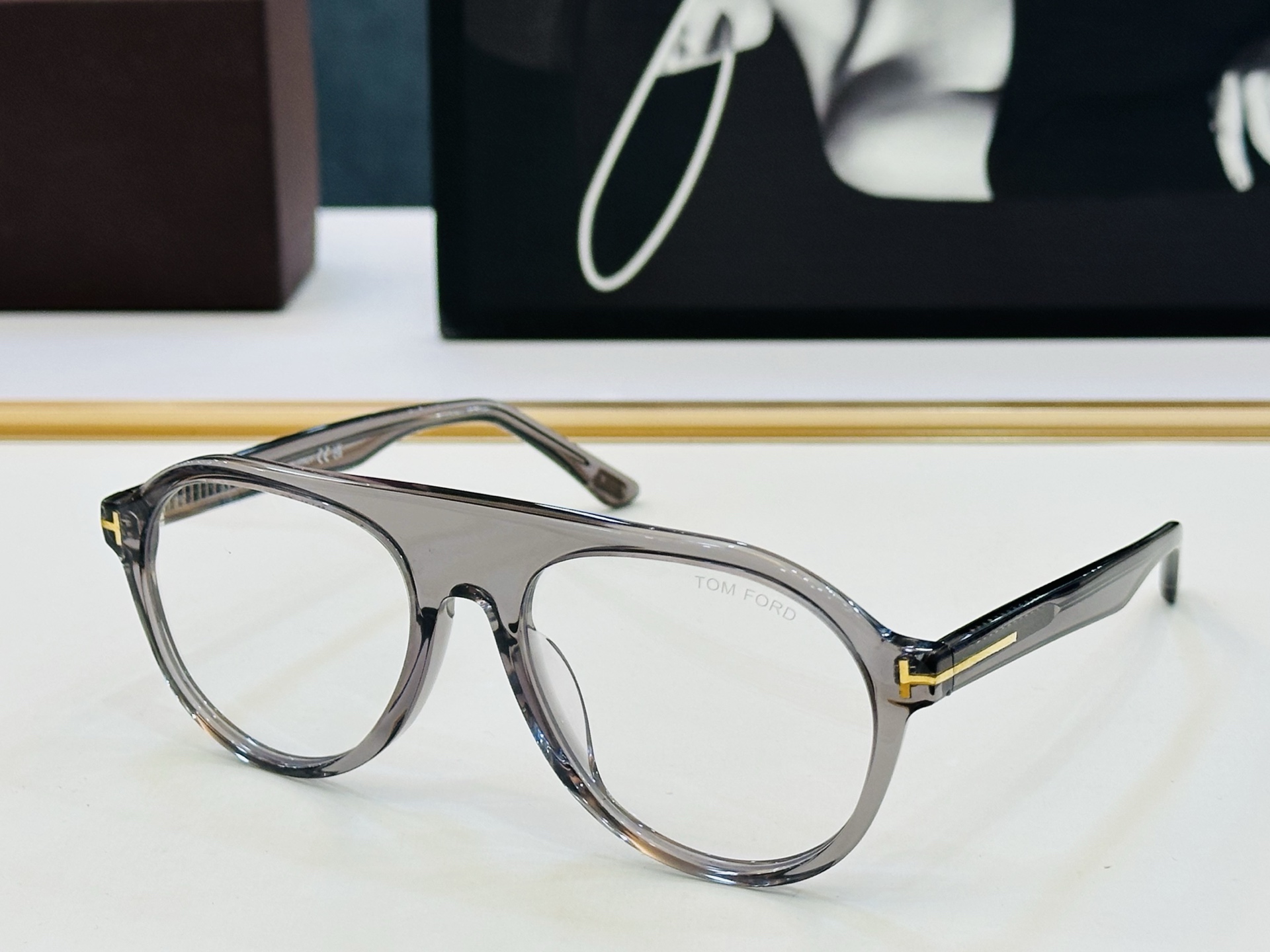 新款 🔺TOM FOR*🔻 汤姆家 官网新款 FT1047 Size：54口18-145 经典时尚 C🔝