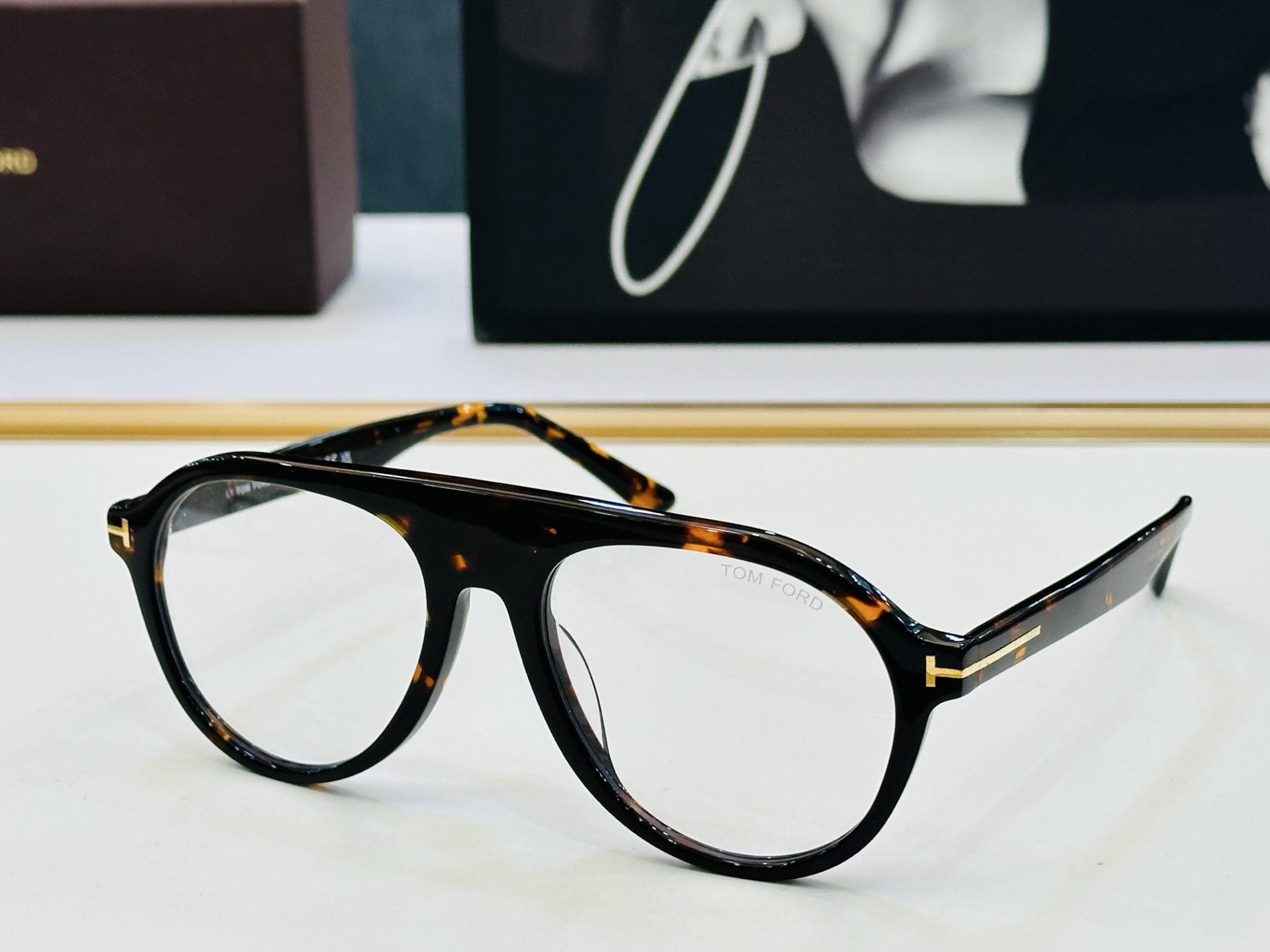 新款 🔺TOM FOR*🔻 汤姆家 官网新款 FT1047 Size：54口18-145 经典时尚 C🔝