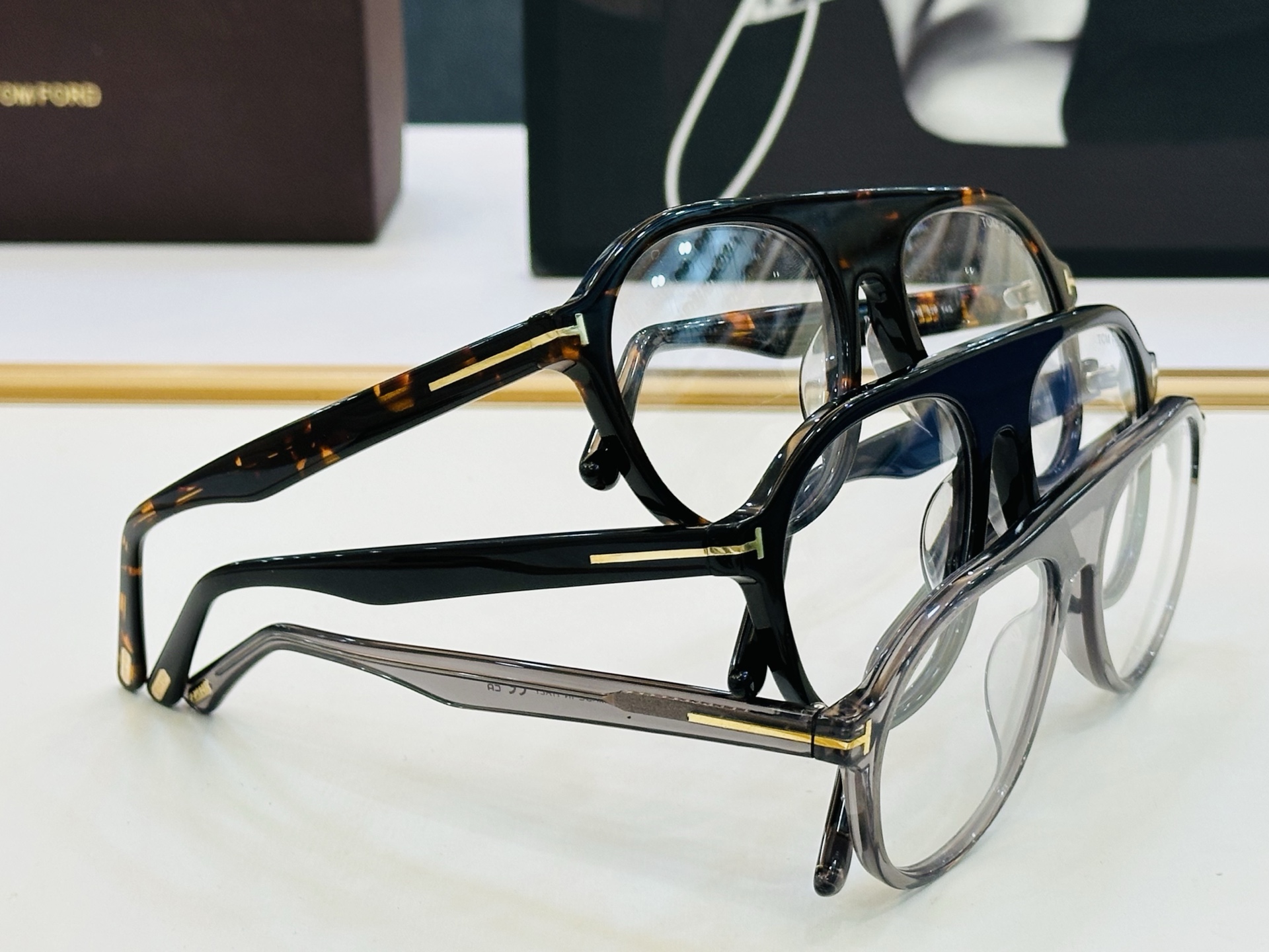 新款 🔺TOM FOR*🔻 汤姆家 官网新款 FT1047 Size：54口18-145 经典时尚 C🔝