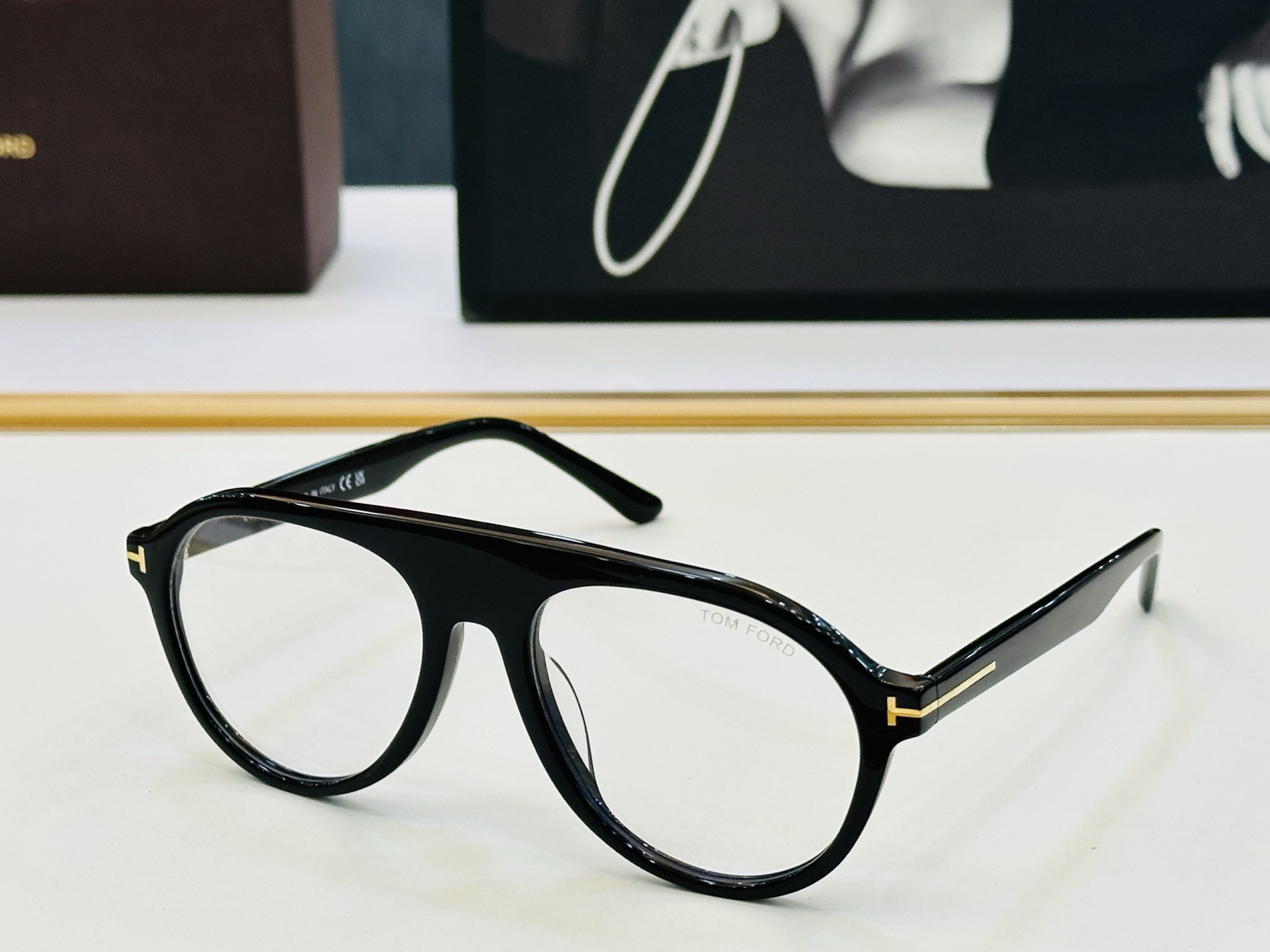 新款 🔺TOM FOR*🔻 汤姆家 官网新款 FT1047 Size：54口18-145 经典时尚 C🔝