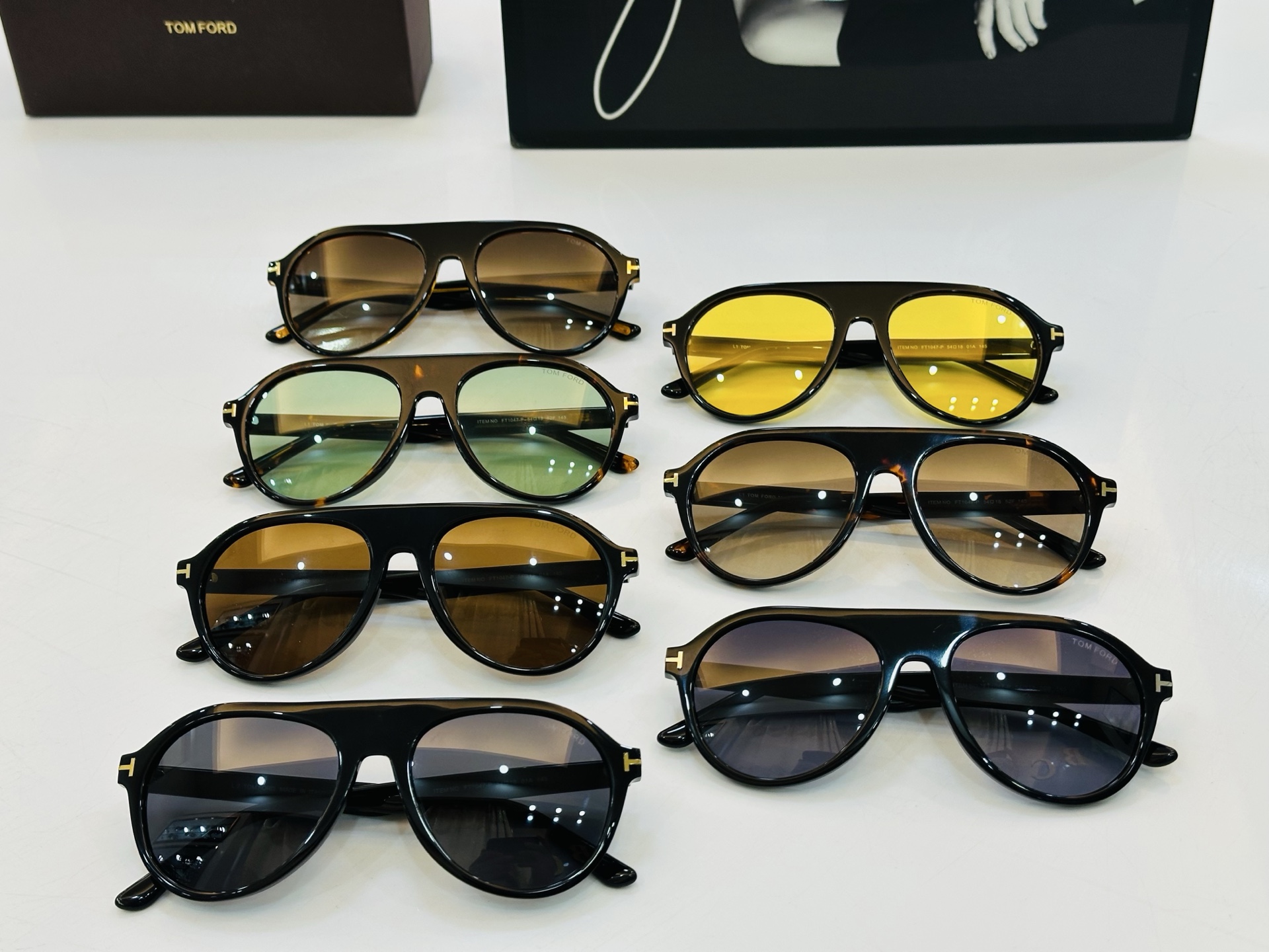 新款 🔺TOM FOR*🔻 汤姆家 官网新款 FT1047 Size：54口18-145 经典时尚 C🔝