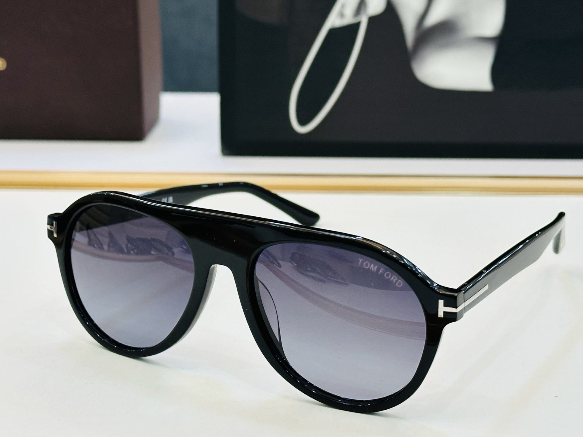 新款 🔺TOM FOR*🔻 汤姆家 官网新款 FT1047 Size：54口18-145 经典时尚 C🔝