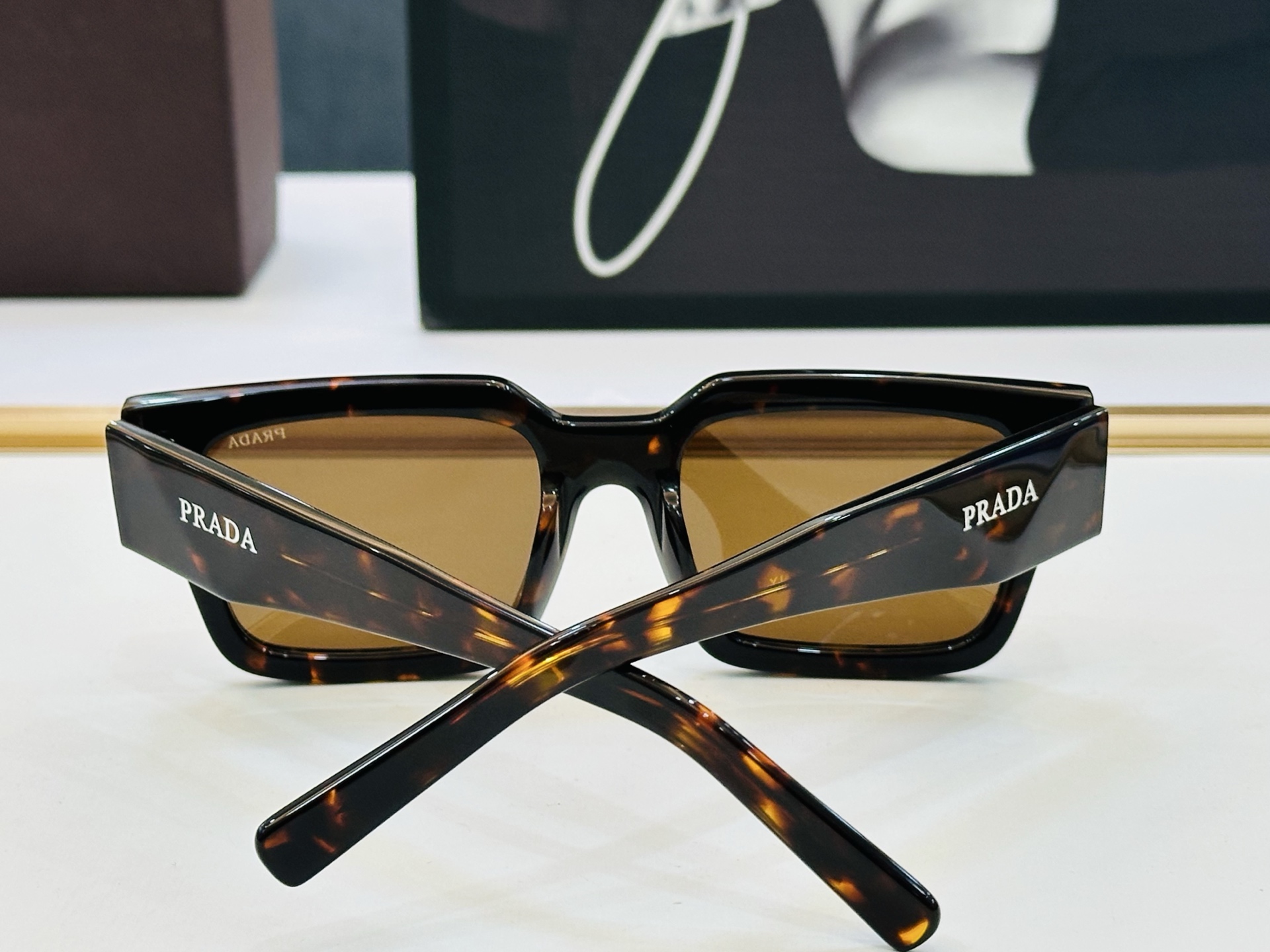 🔺PRAD*🔻普家 PR B17 Size：54口20-145 眼镜系列堪称精湛制作 彰显独特个 C最新
