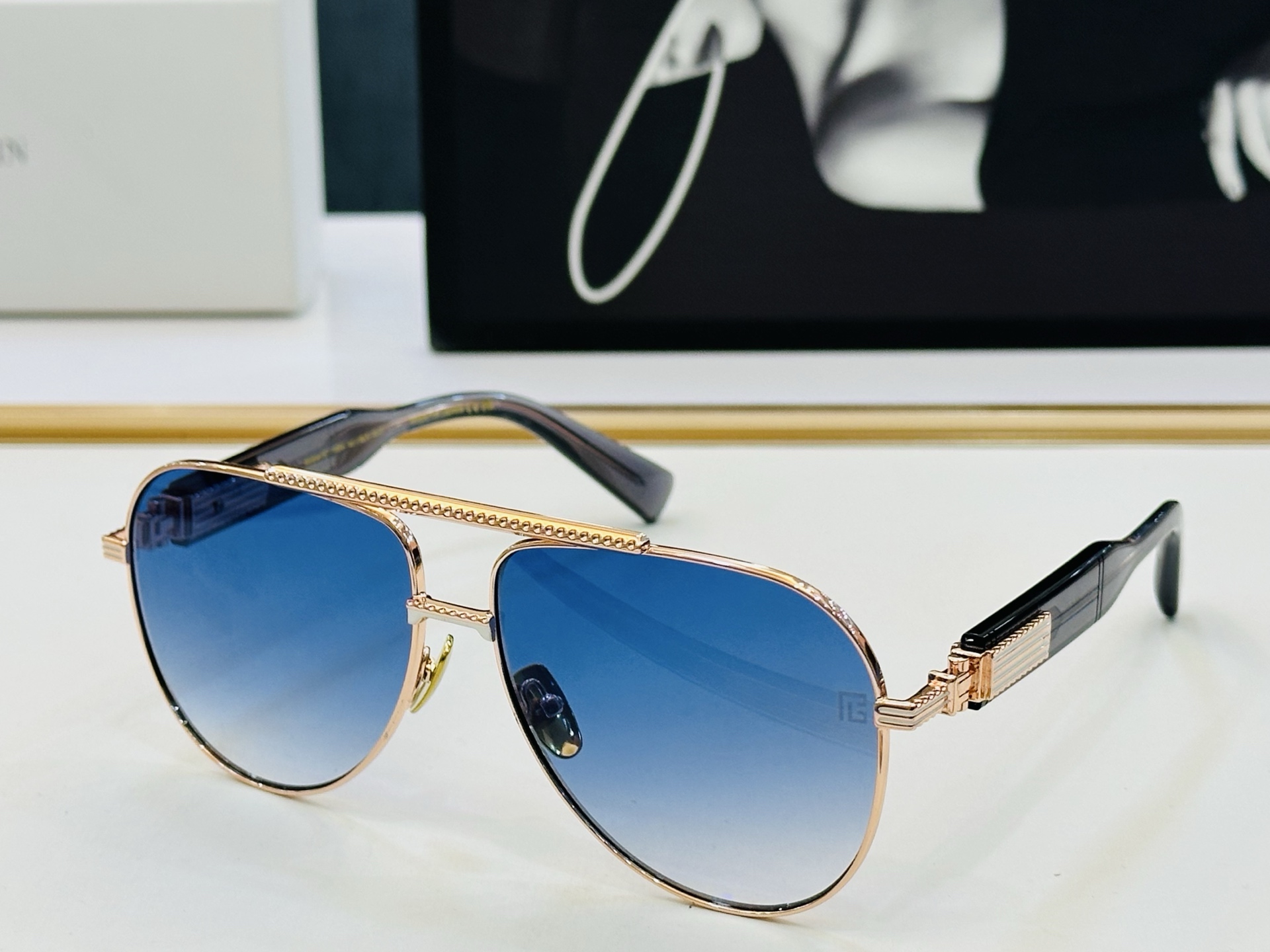 🆕 Balmain巴尔曼🌞男女款太阳镜 内镀蓝膜 B-159A Size：60口14-140 🇨🇳🇨🇳🇨