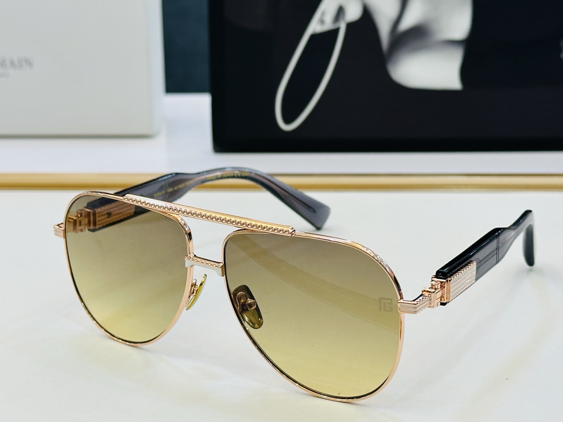 🆕 Balmain巴尔曼🌞男女款太阳镜 内镀蓝膜 B-159A Size：60口14-140 🇨🇳🇨🇳🇨