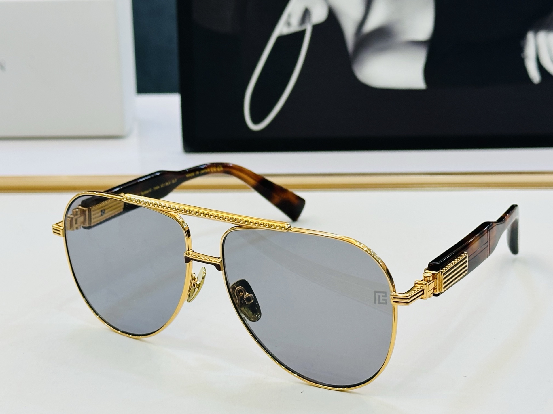 🆕 Balmain巴尔曼🌞男女款太阳镜 内镀蓝膜 B-159A Size：60口14-140 🇨🇳🇨🇳🇨