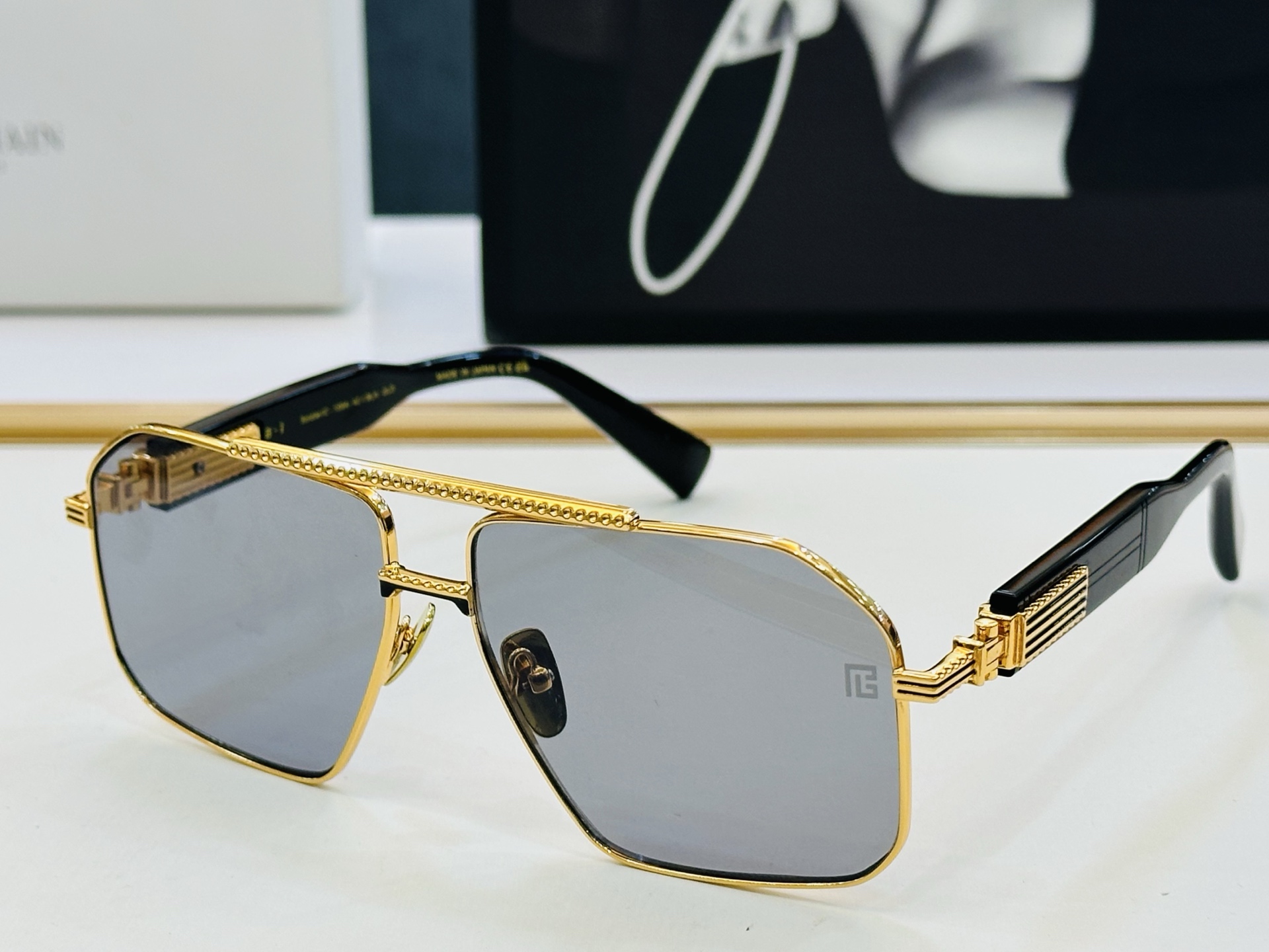 🆕 Balmain巴尔曼🌞男女款太阳镜 内镀蓝膜 B-158A Size：60口14-140 🇨🇳🇨🇳🇨