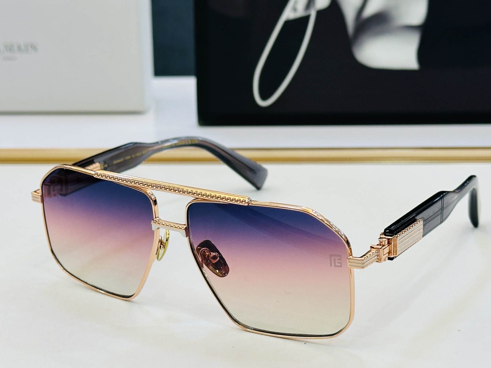 🆕 Balmain巴尔曼🌞男女款太阳镜 内镀蓝膜 B-158A Size：60口14-140 🇨🇳🇨🇳🇨