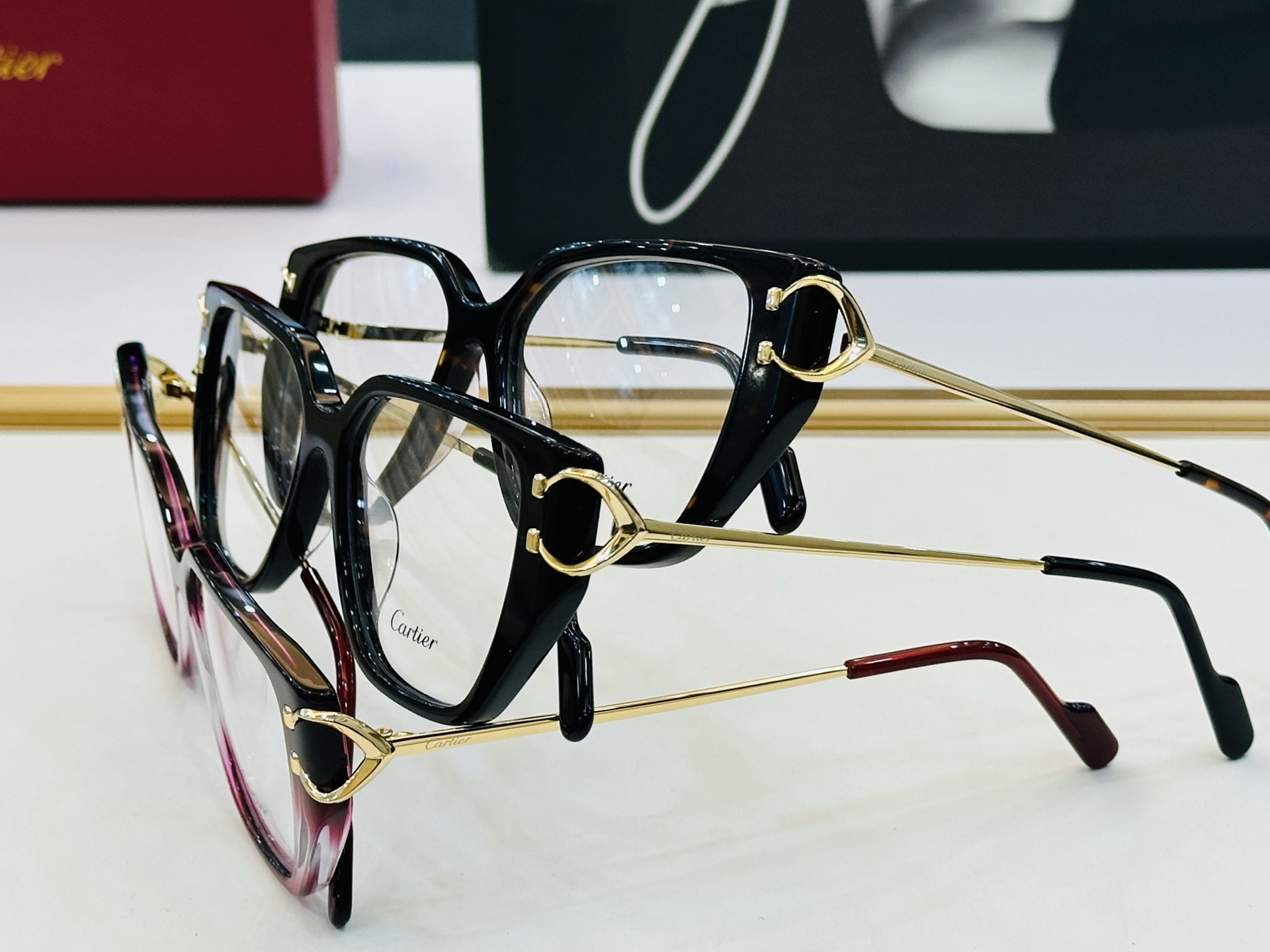 Cartie* 卡家 太阳镜 CT0588O Size：54口15-145 电镀工艺精湛气质十足！L男女