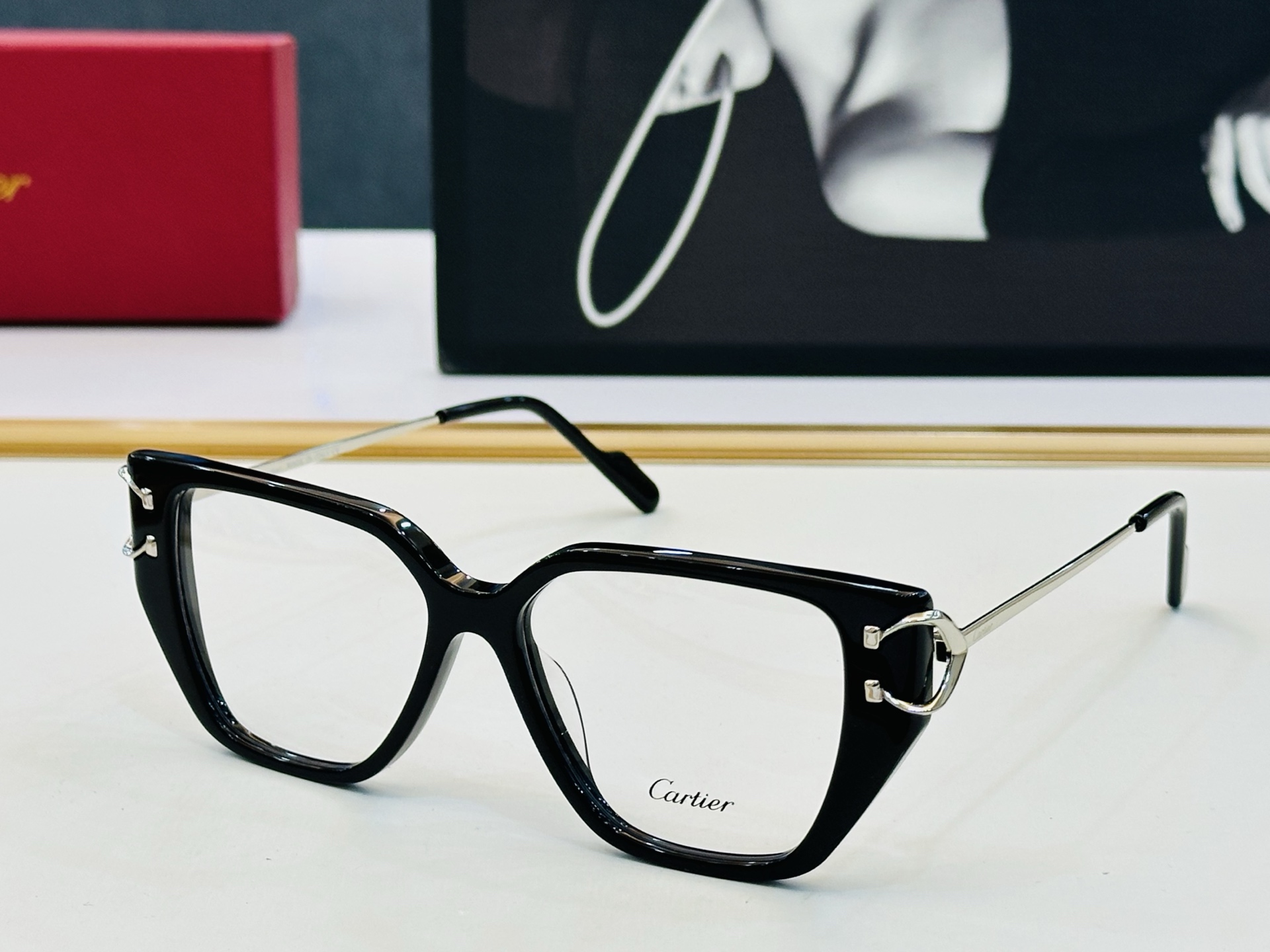 Cartie* 卡家 太阳镜 CT0588O Size：54口15-145 电镀工艺精湛气质十足！L男女