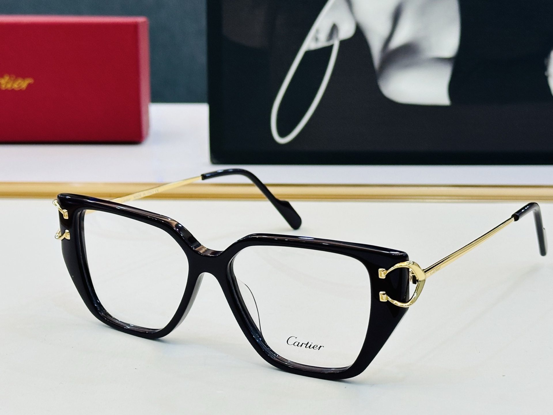 Cartie* 卡家 太阳镜 CT0588O Size：54口15-145 电镀工艺精湛气质十足！L男女