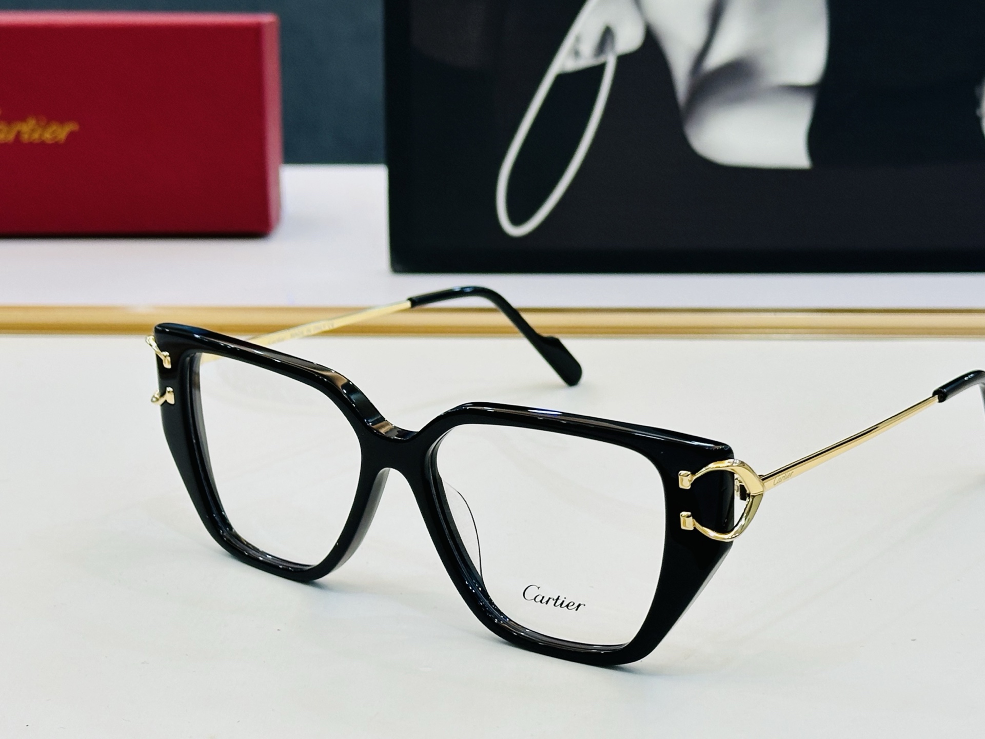 Cartie* 卡家 太阳镜 CT0588O Size：54口15-145 电镀工艺精湛气质十足！L男女