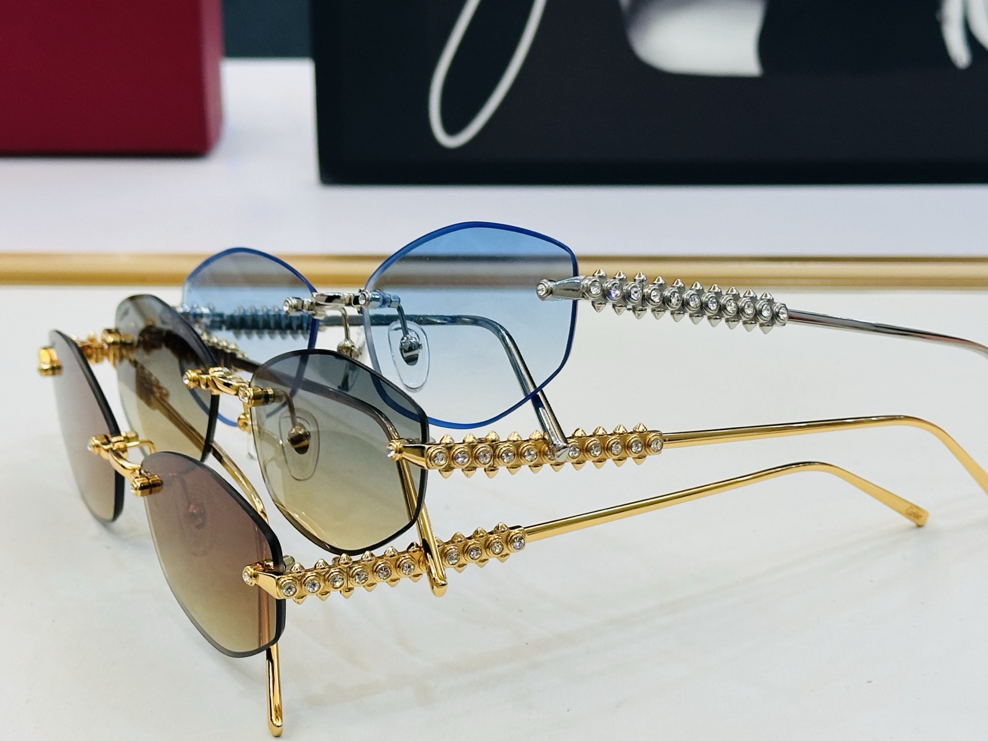 🆕 原版Cartie* 卡家 太阳镜 CT0733S Size：57口17-145 电镀工艺精湛大牌品 