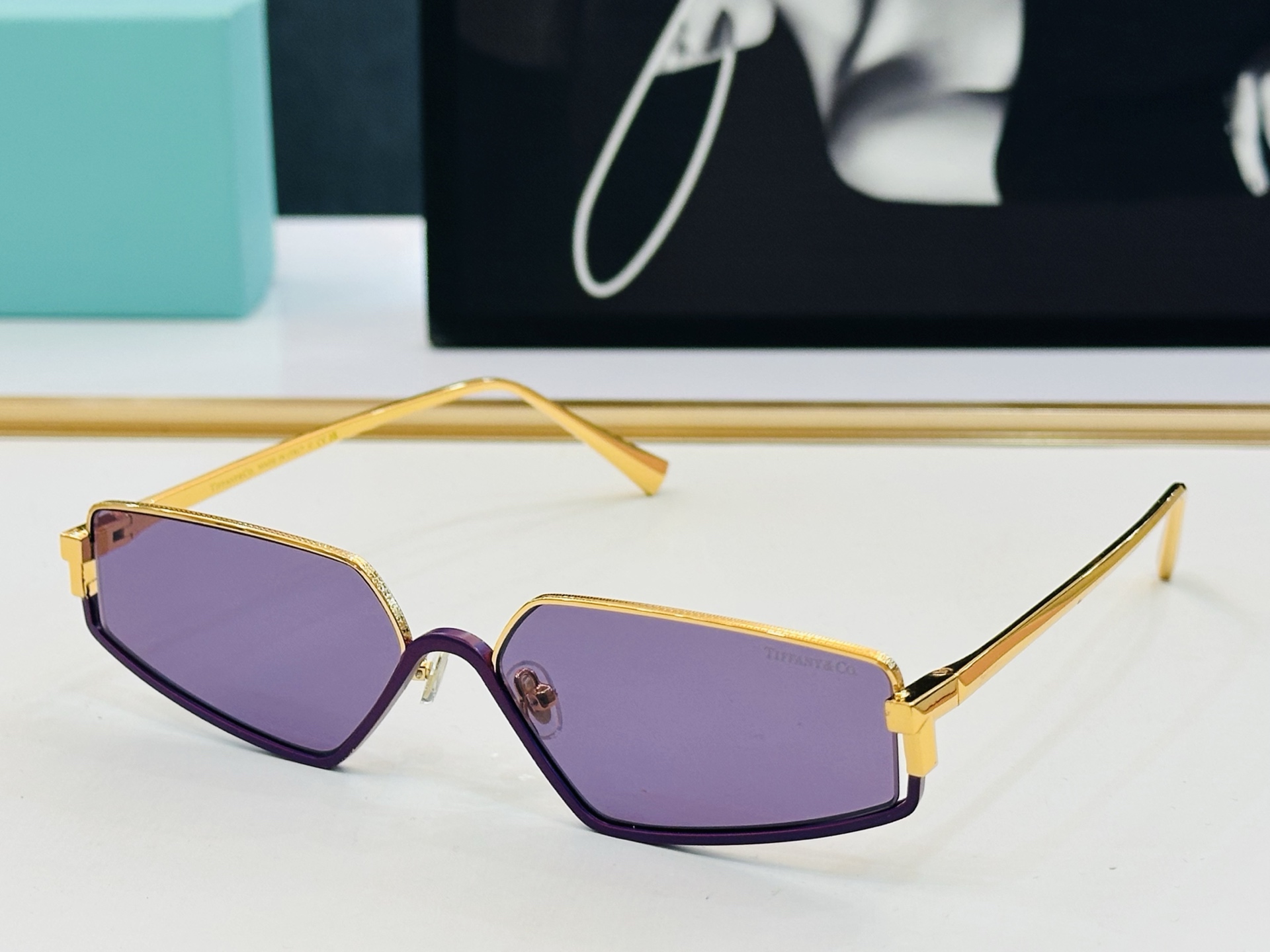 蒂芙家 Tiffany & CO. TF3113KB Size：61口13-142 时尚太阳镜架 👍K多