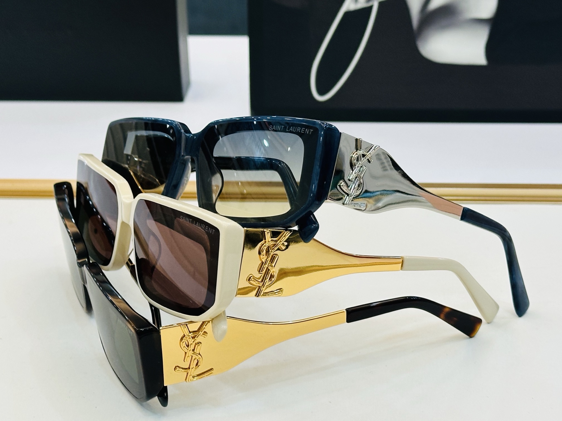 网红爆款 圣罗兰💫SL M1725L 💫Size：52口22-145 板材框设计 K俏皮甜美质感超好