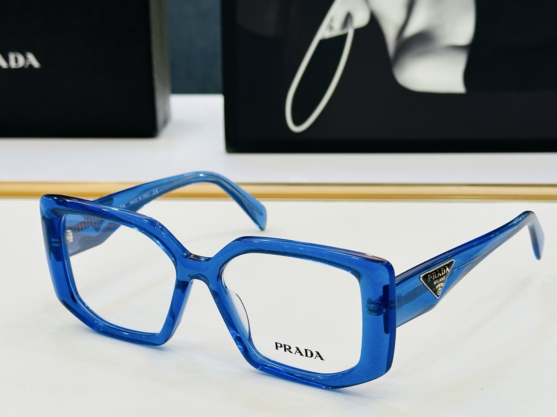 🔺PRAD*🔻普家 PR14ZS Size：56口19-145眼镜系列堪称精湛制作 彰显独特个 Z最新推