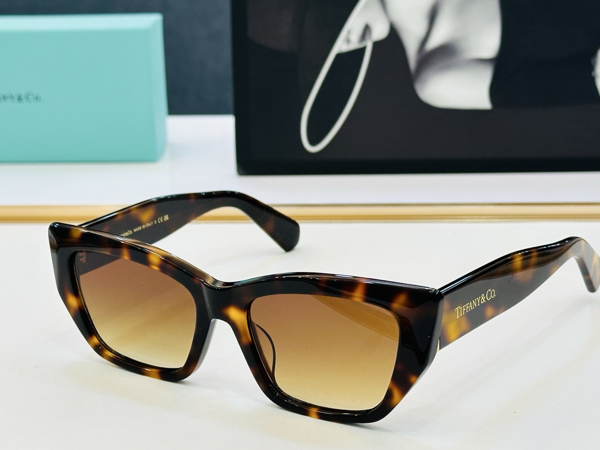 蒂芙家 Tiffany & CO. TF5022 Size：55口18-145 时尚太阳镜架 👍b多色可