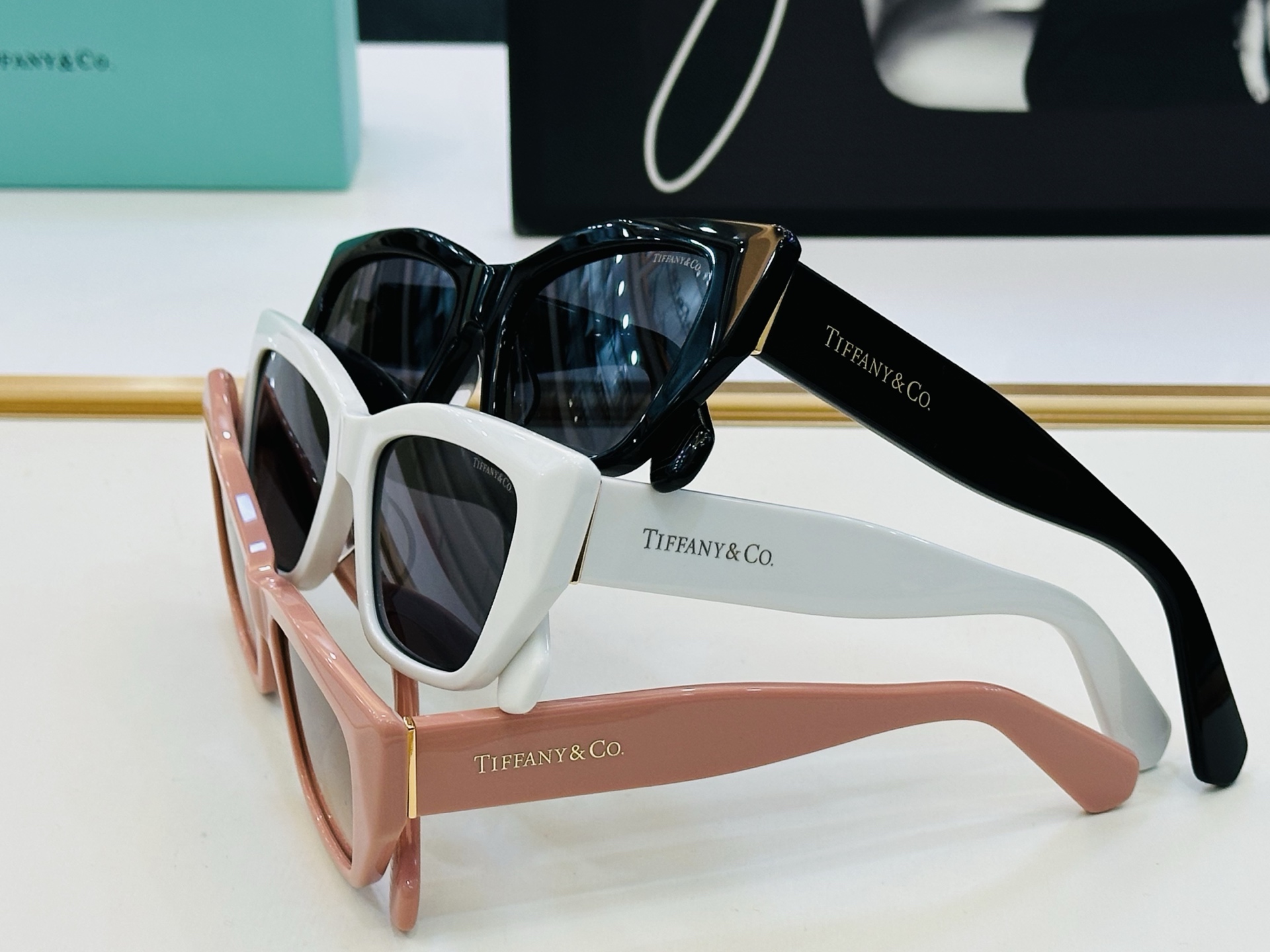 蒂芙家 Tiffany & CO. TF5022 Size：55口18-145 时尚太阳镜架 👍b多色可
