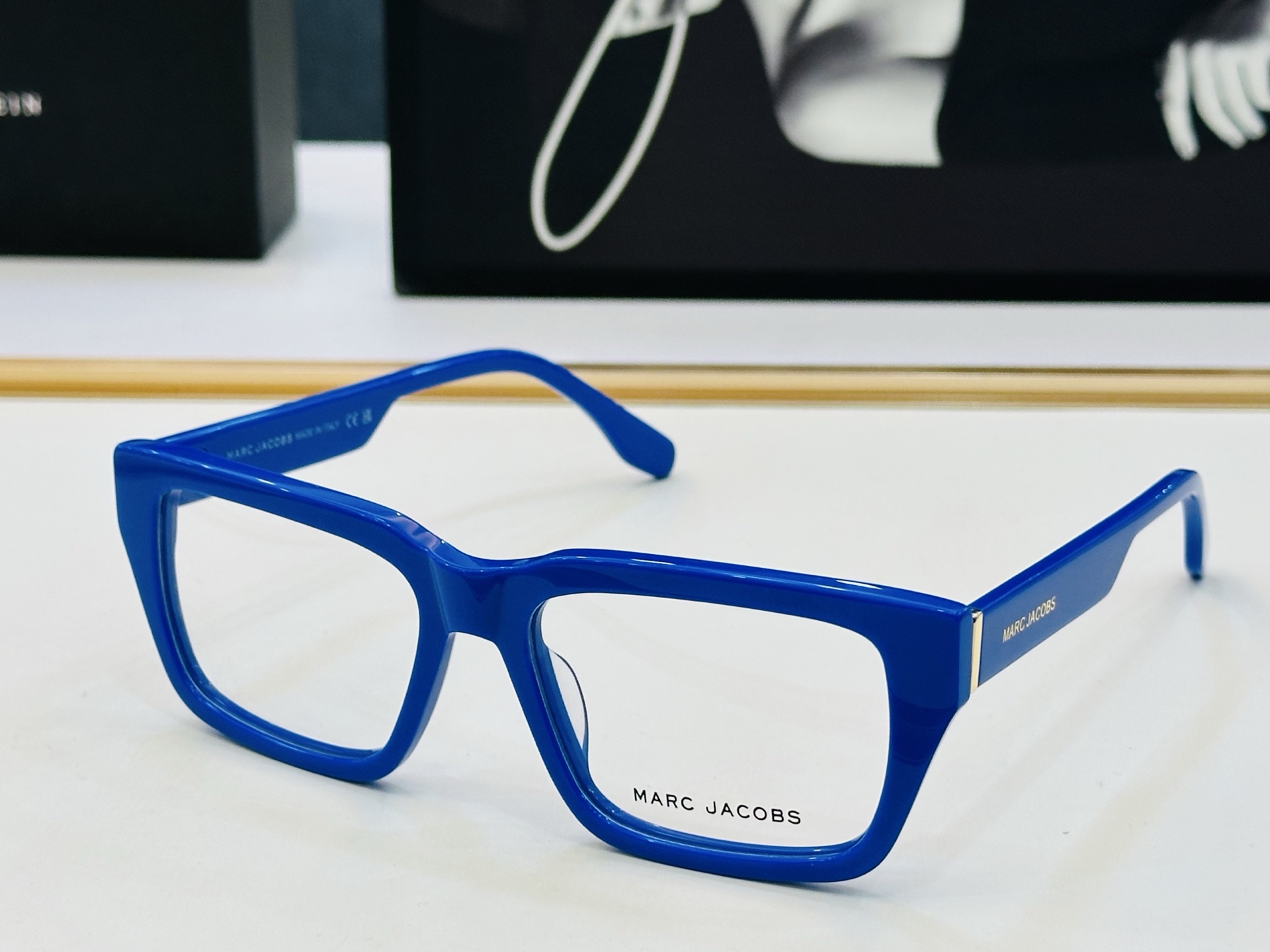 Marc jacobs 马杰家 MJ849 Size：56口18-145 采用今年流行的板材 Z完美设计