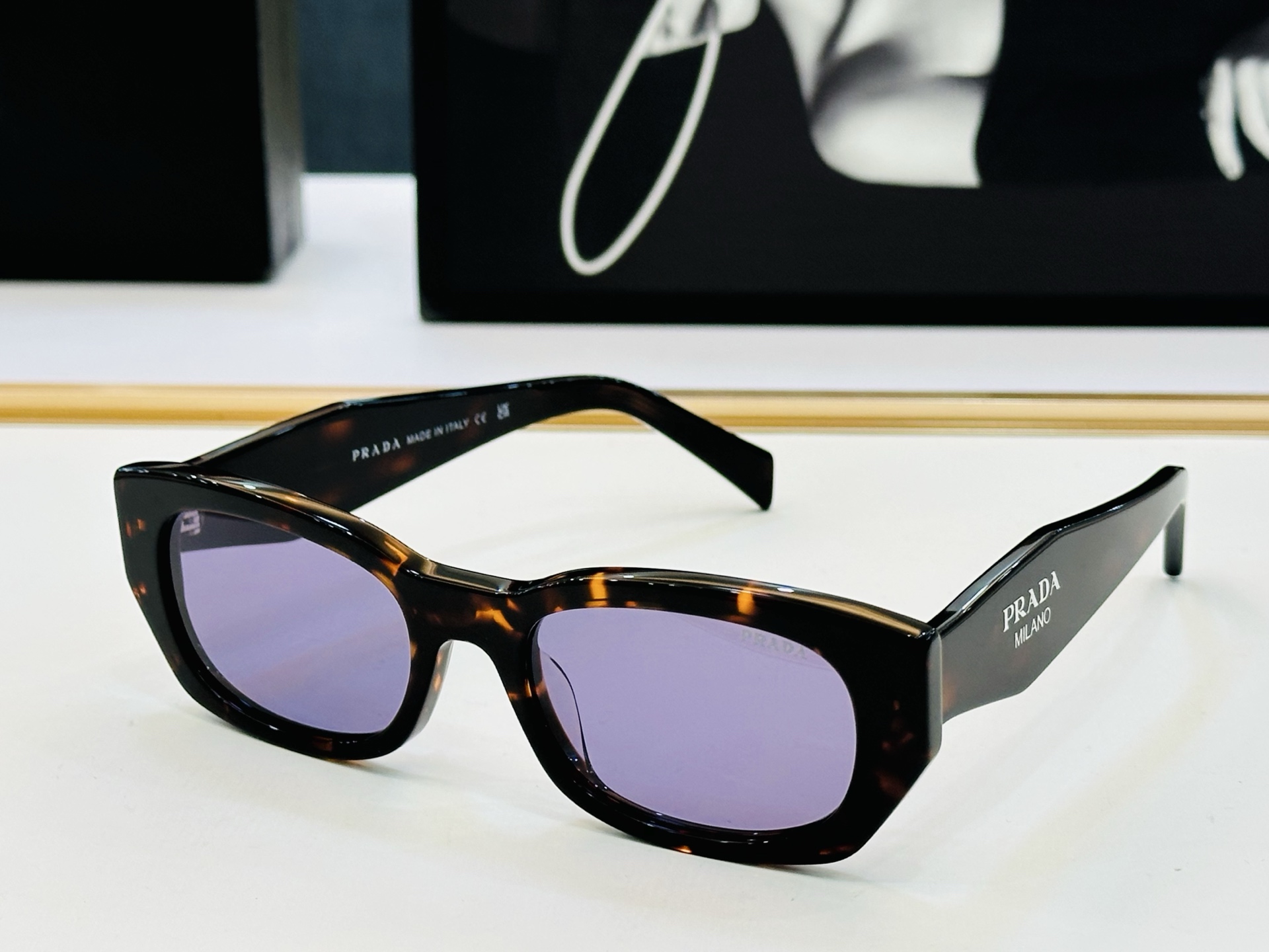 🔺PRAD*🔻普家 PRB05S Size：52口19-145 眼镜系列堪称精湛制作 彰显独特个 C最新