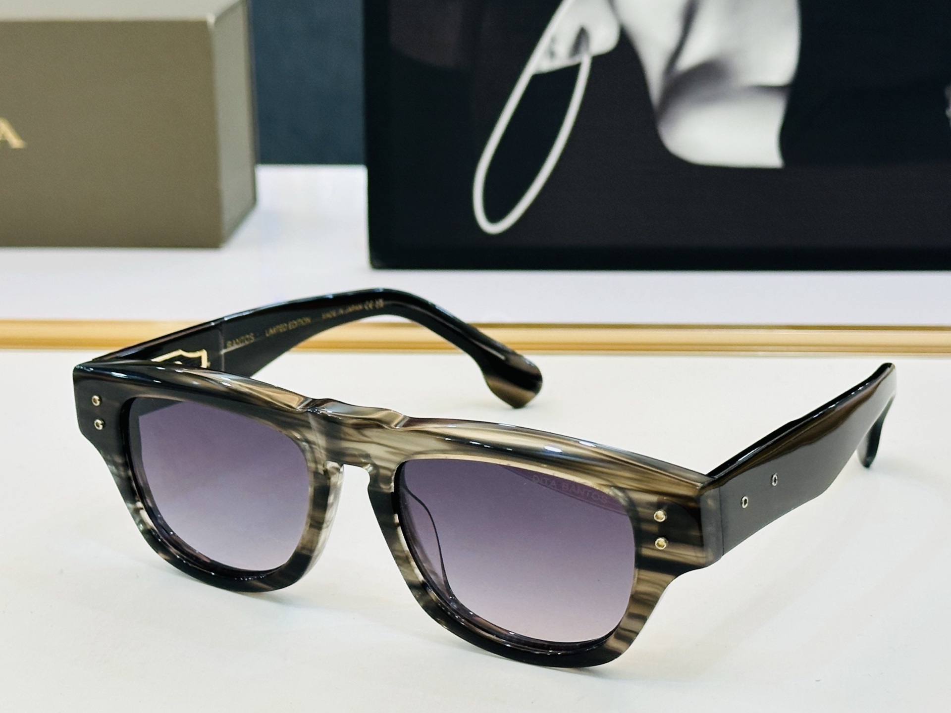 官网款 DlT* 迪塔 DTS723 Size：51口20-151 意大利最新原单货 [得意][得意]男