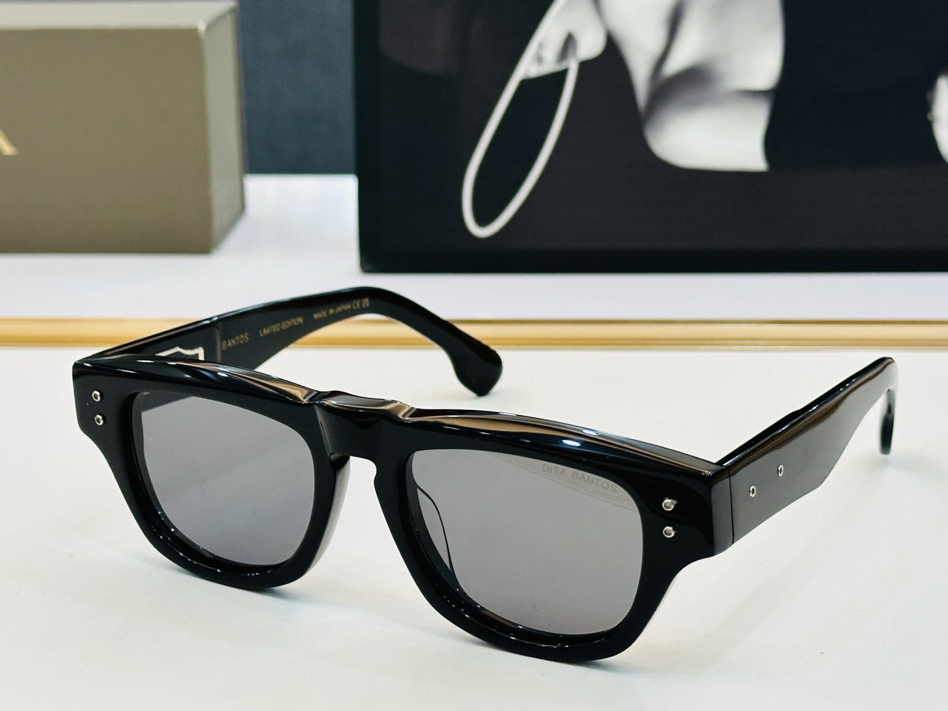 官网款 DlT* 迪塔 DTS723 Size：51口20-151 意大利最新原单货 [得意][得意]男