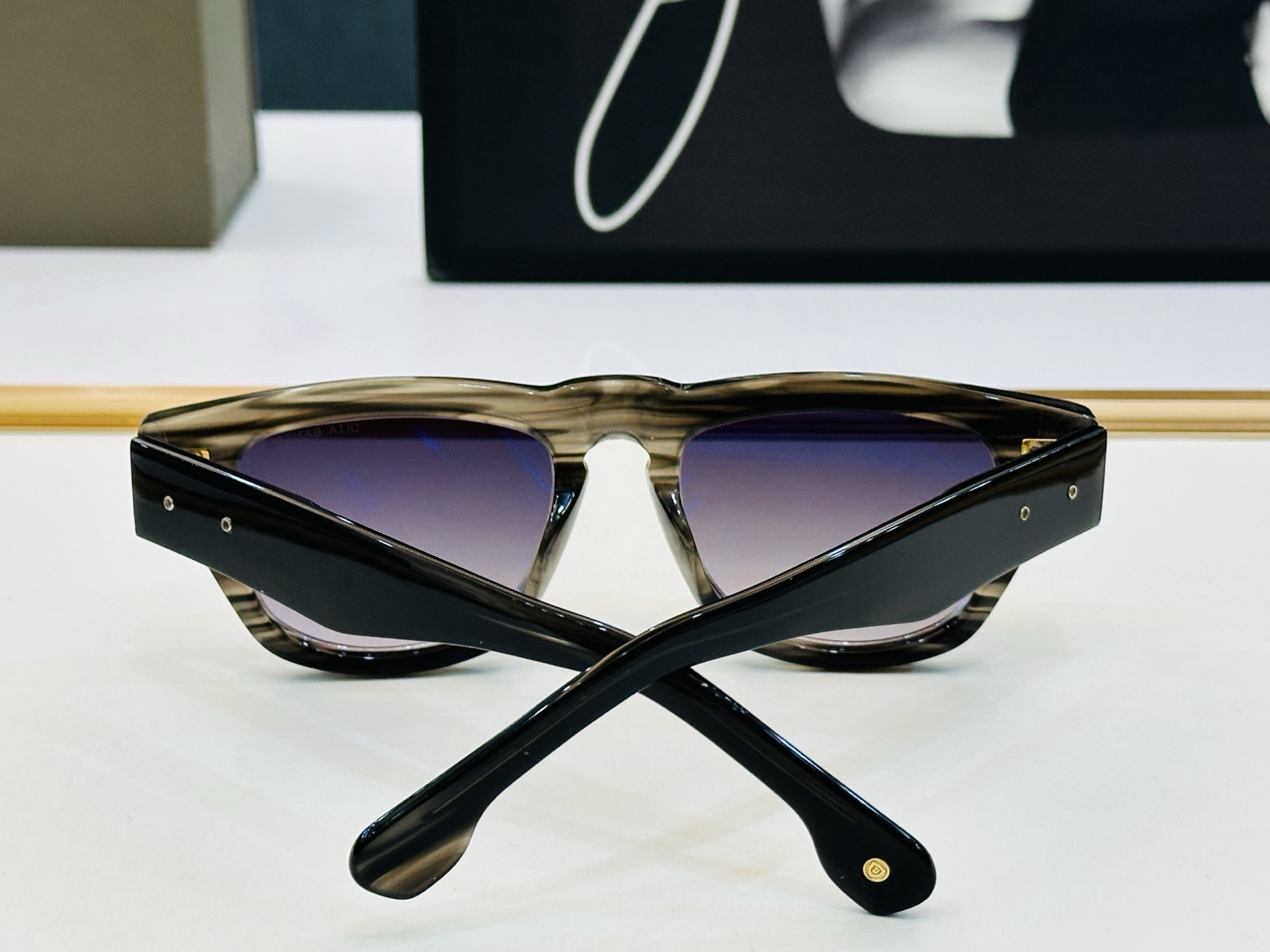 官网款 DlT* 迪塔 DTS723 Size：51口20-151 意大利最新原单货 [得意][得意]男