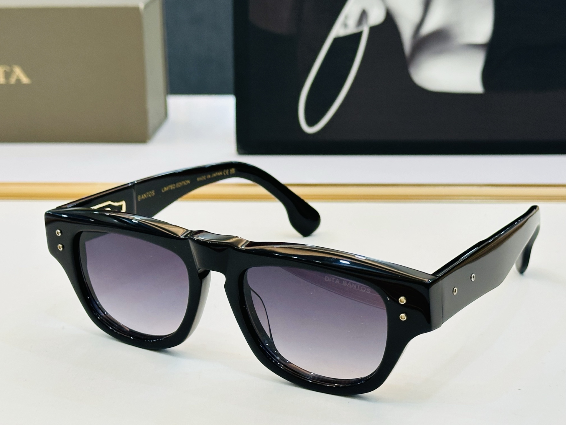 官网款 DlT* 迪塔 DTS723 Size：51口20-151 意大利最新原单货 [得意][得意]男