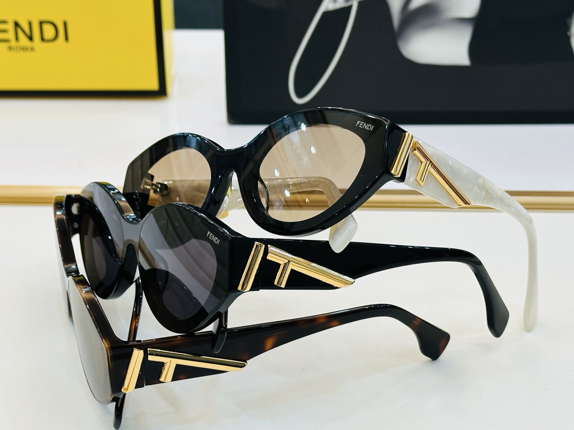 。新款FEND* FOL127 Size：63口15-140 🎁芬家 😀👏时尚经典 D太阳镜