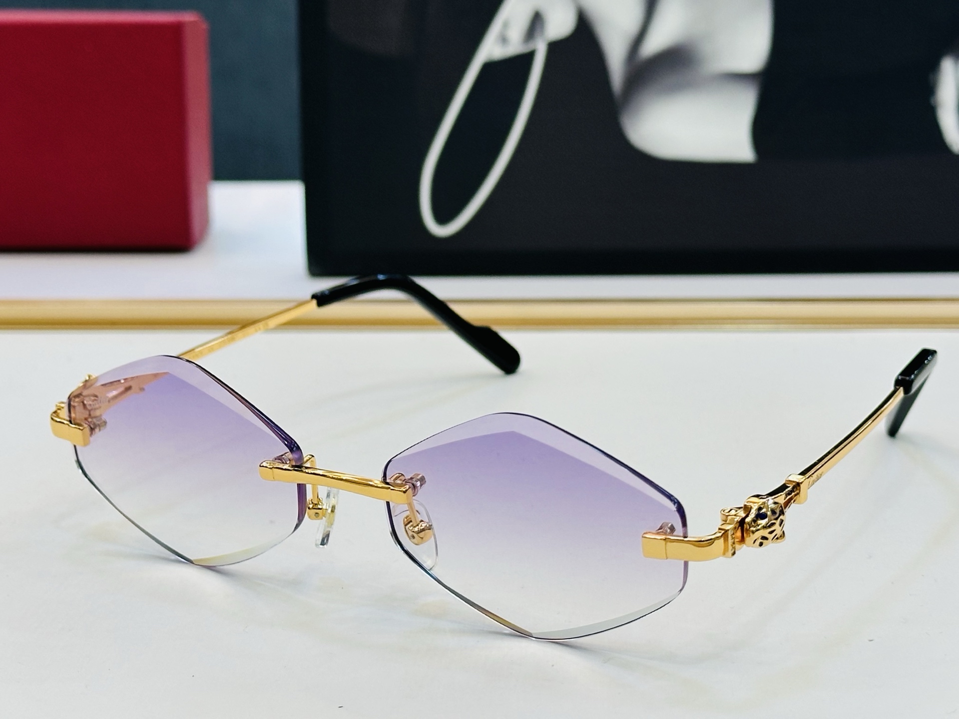 Cartie* 卡家 CT01839 太阳镜 Size：56口18-145 工艺精湛气质十足！bm男女同