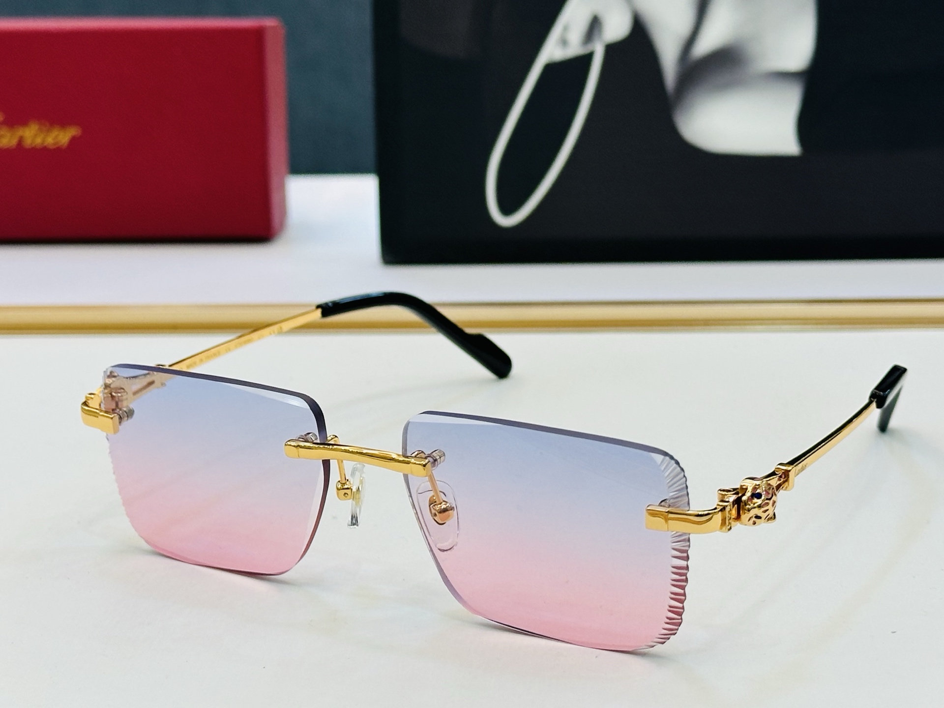 Cartie* 卡家 CT01838 太阳镜 Size：56口18-145 工艺精湛气质十足！bm男女同