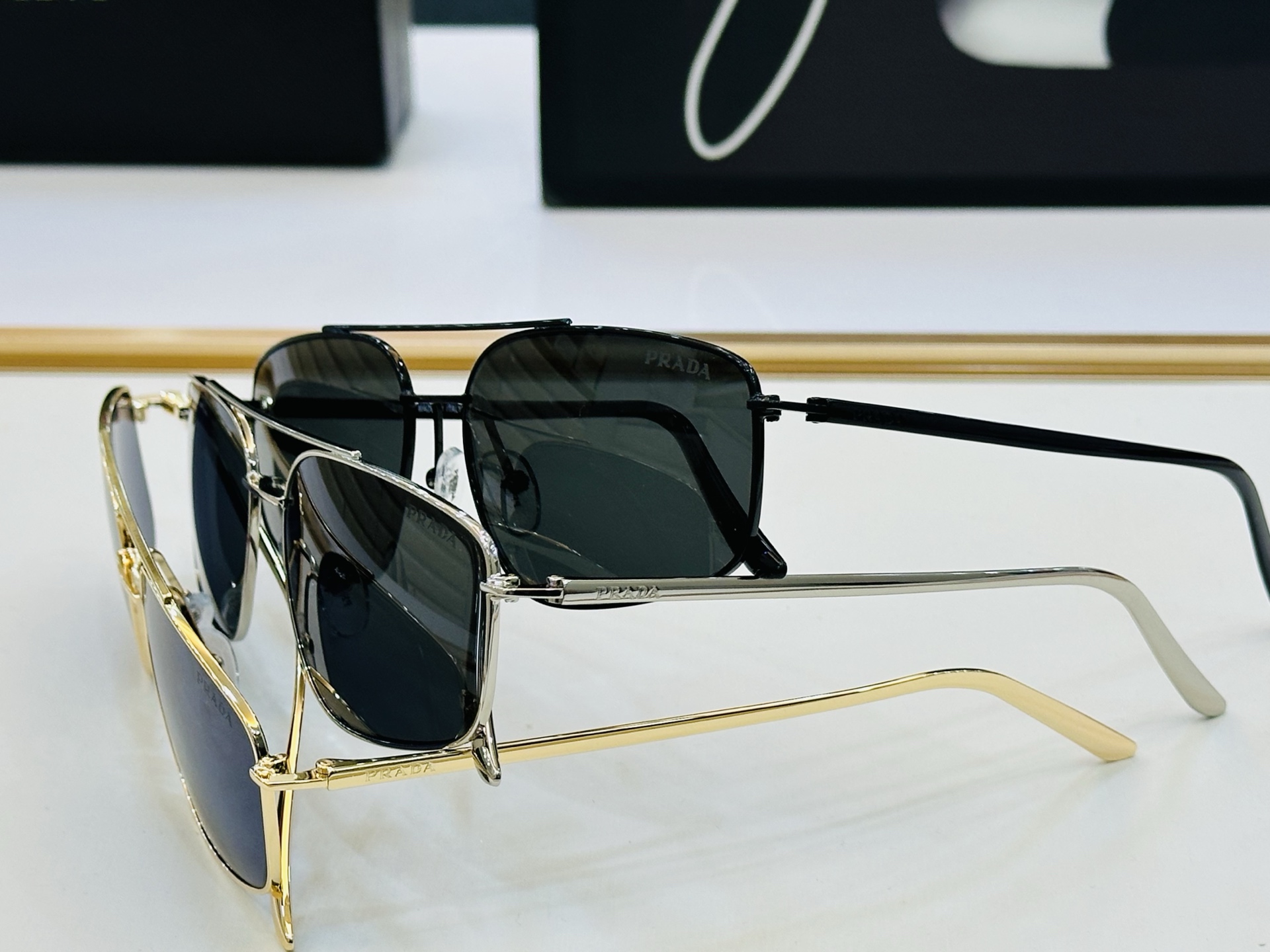 🔺PRAD*🔻普家 PRC51S Size：58口15-140 眼镜系列堪称精湛制作 彰显独特个性 J最