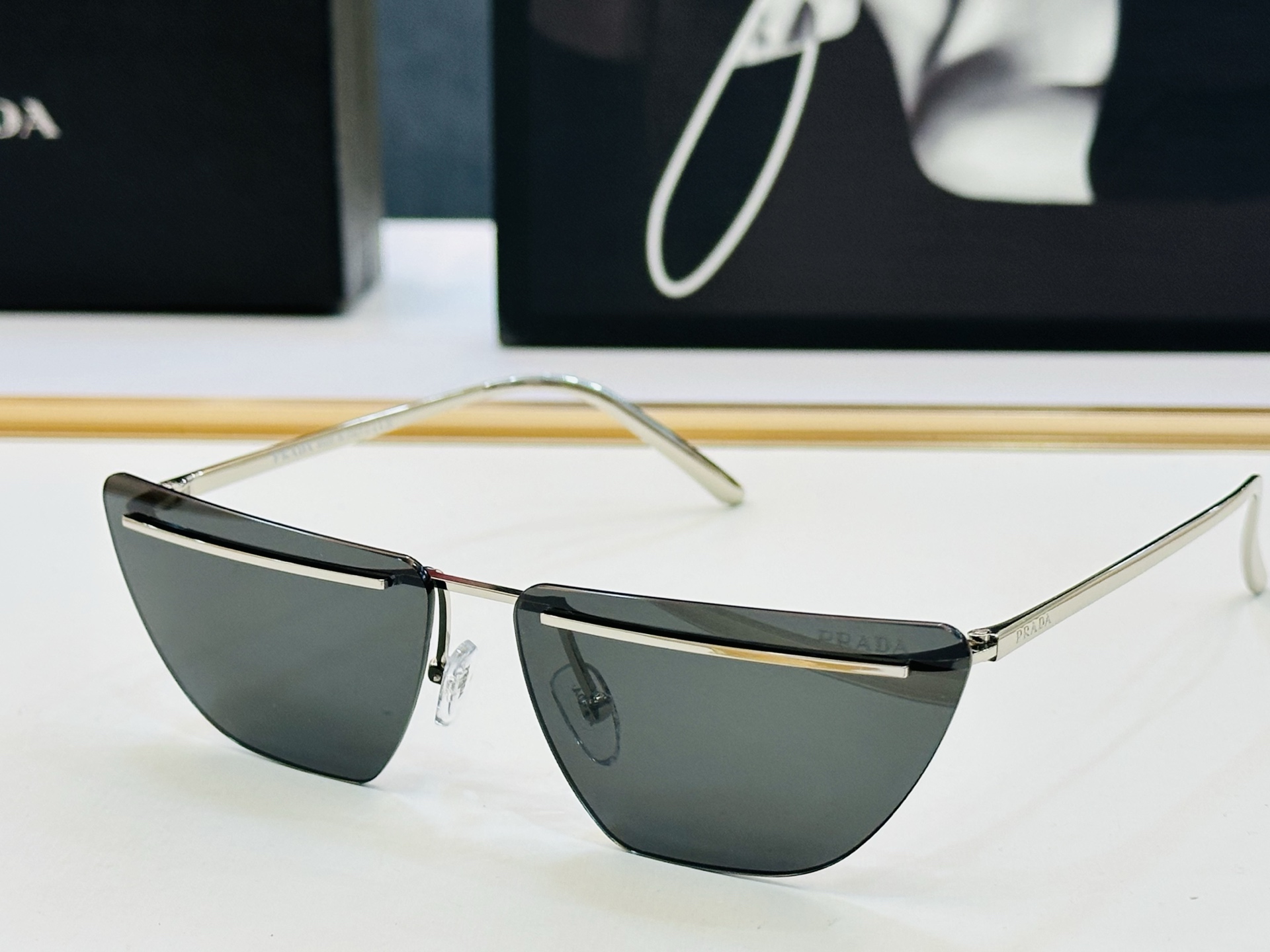 🔺PRAD*🔻普家 PRC52S Size：64口14-140 眼镜系列堪称精湛制作 彰显独特个性 J最