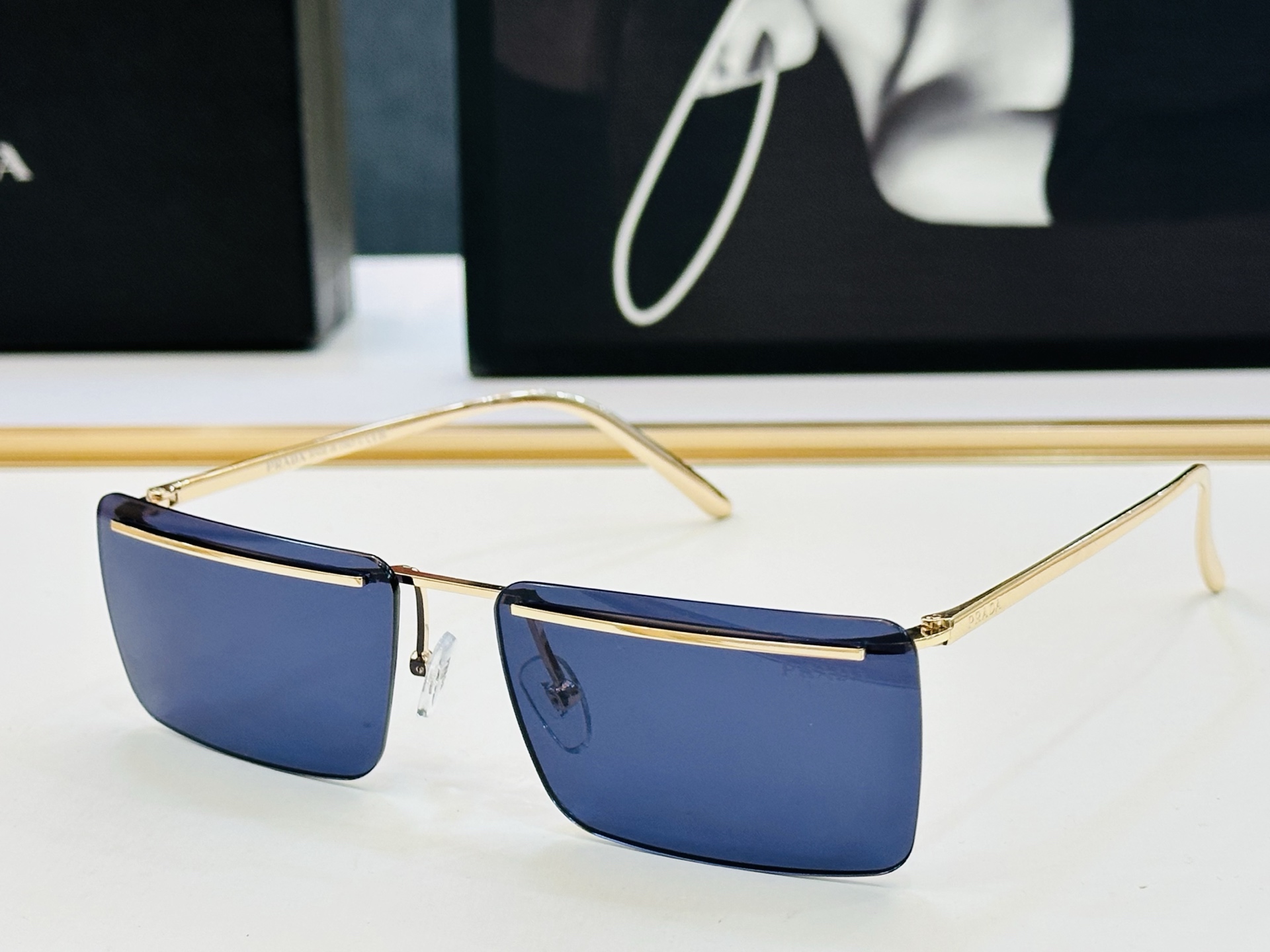 🔺PRAD*🔻普家 PRC53S Size：60口15-140 眼镜系列堪称精湛制作 彰显独特个性 J最