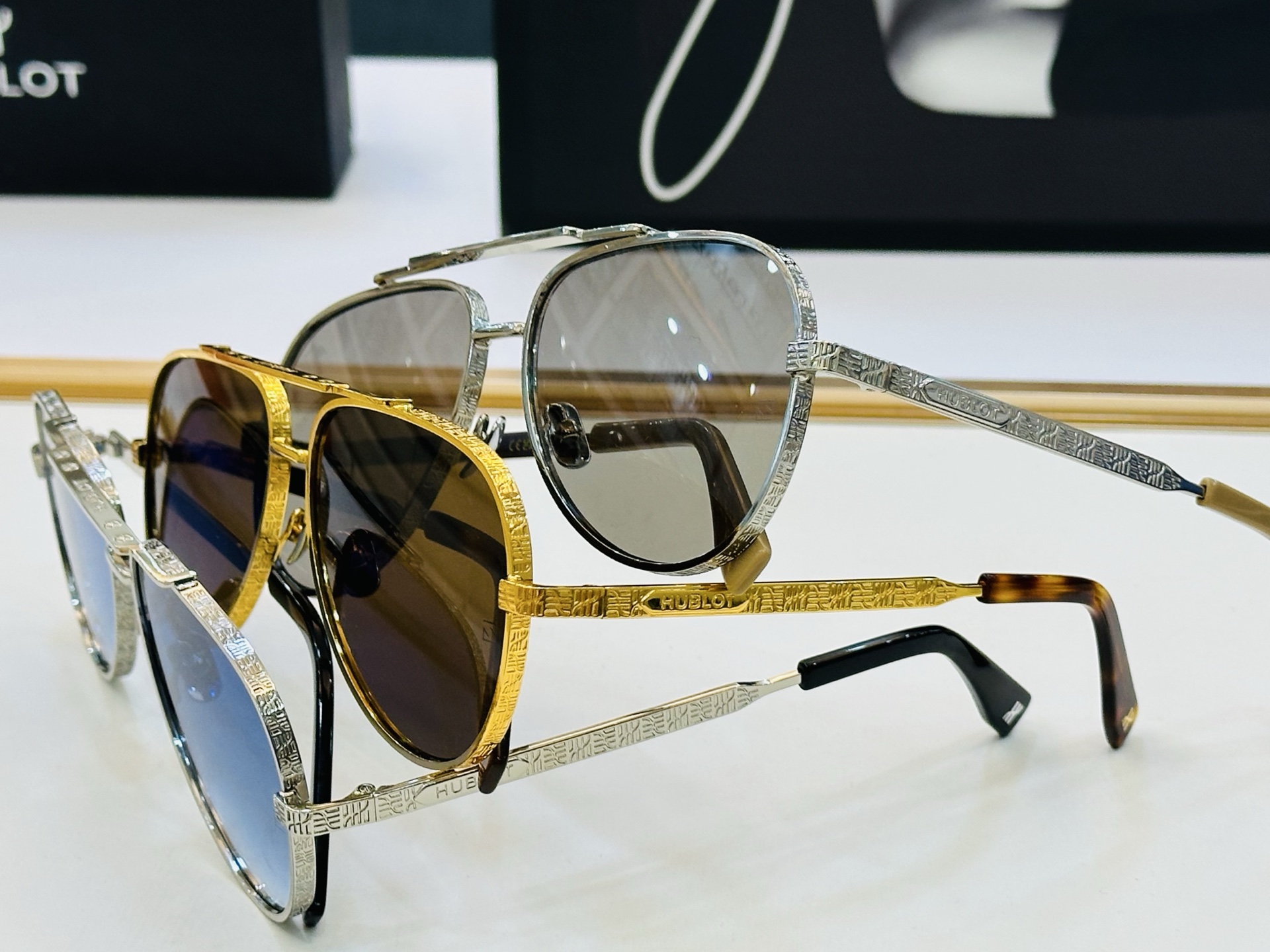 HUBLOT✨✨✨MODEL:H332 ✨✨SIZE： 59口15-145 ✨✨ L最新款