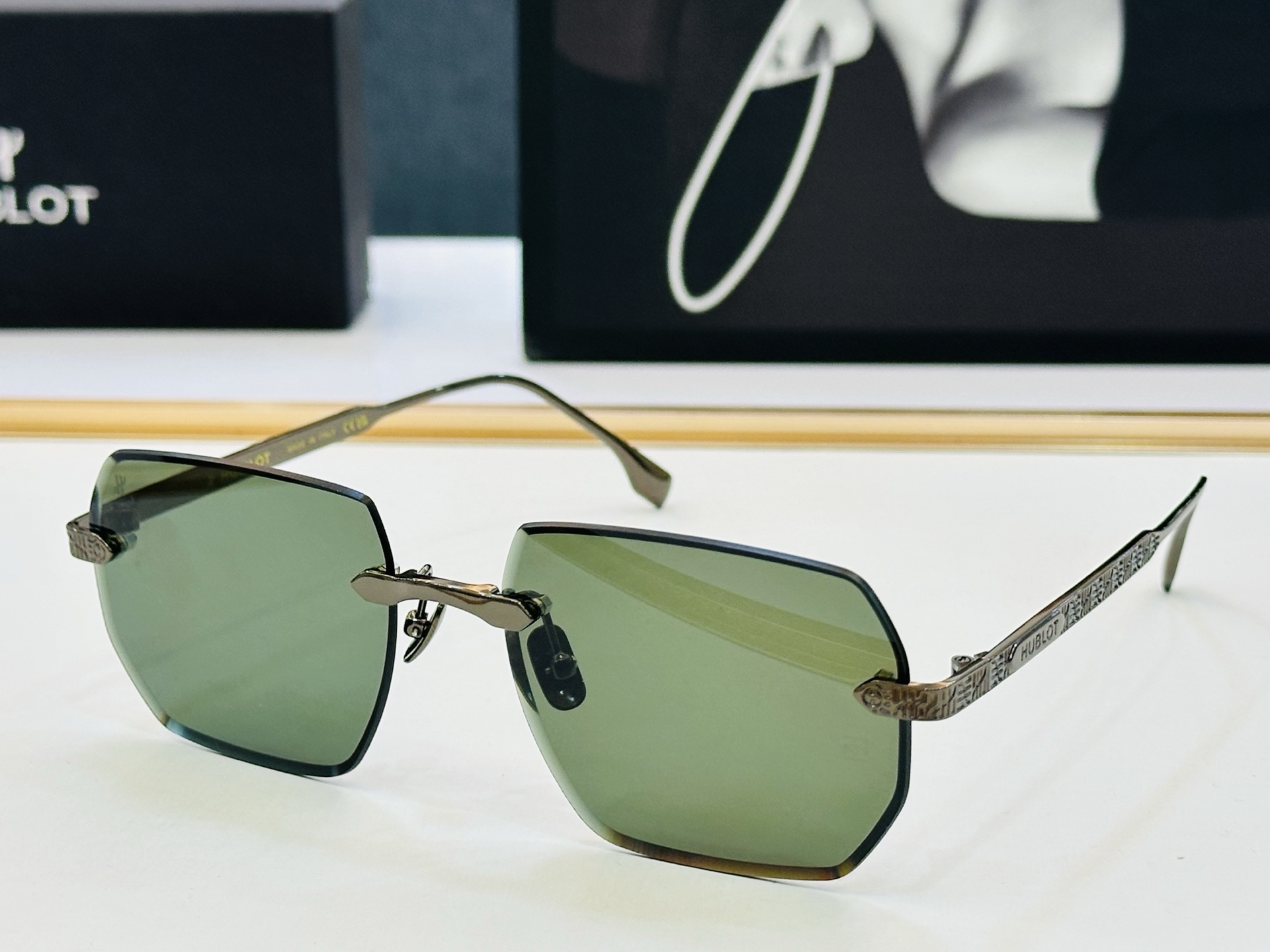 HUBLOT✨✨✨MODEL:H324 ✨✨SIZE： 58口18-145 ✨✨ L最新款