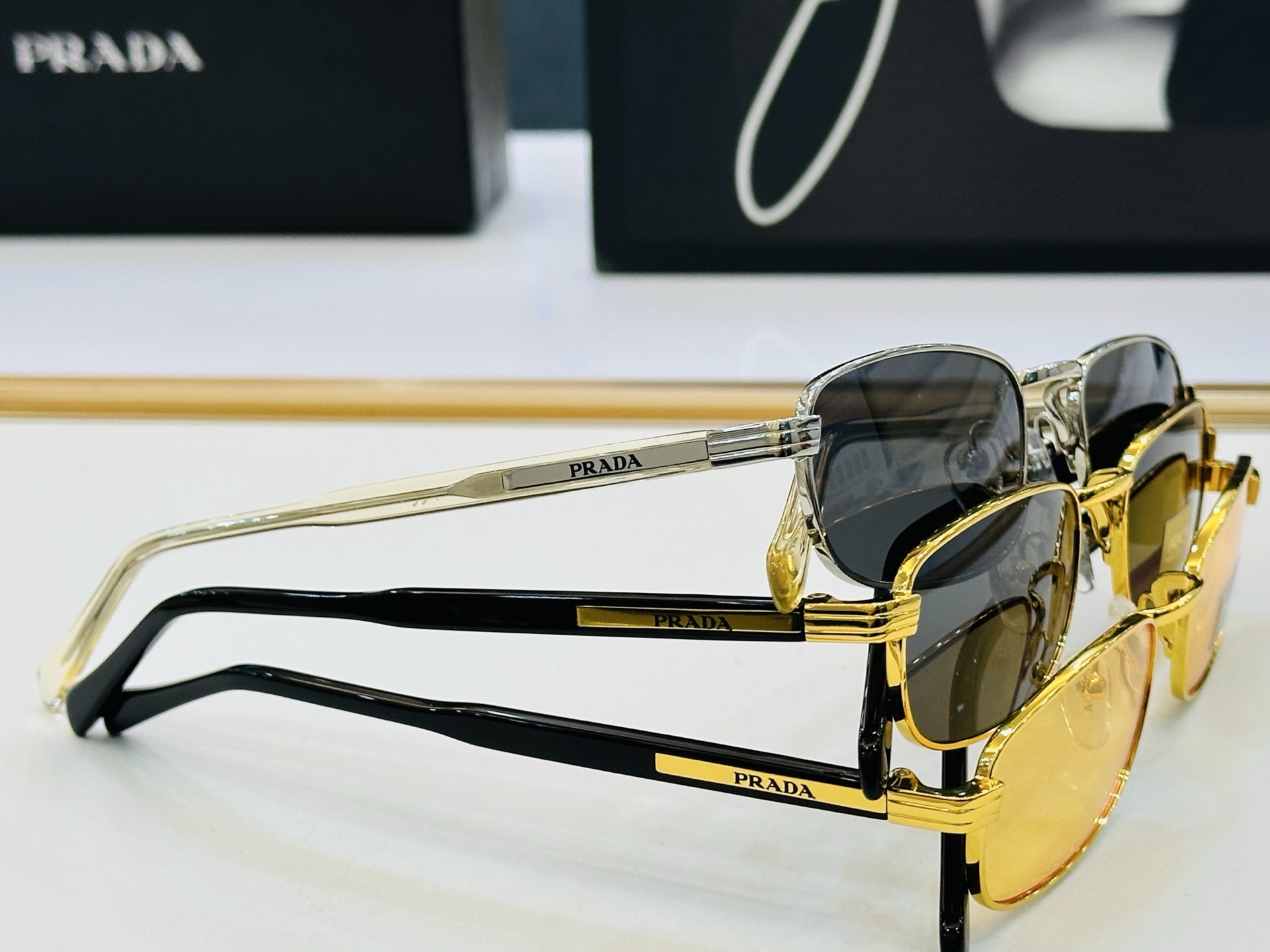 🔺PRAD*🔻普家 PRB54S Size：54口23-145 眼镜系列堪称精湛制作 彰显独特个性 F🌤