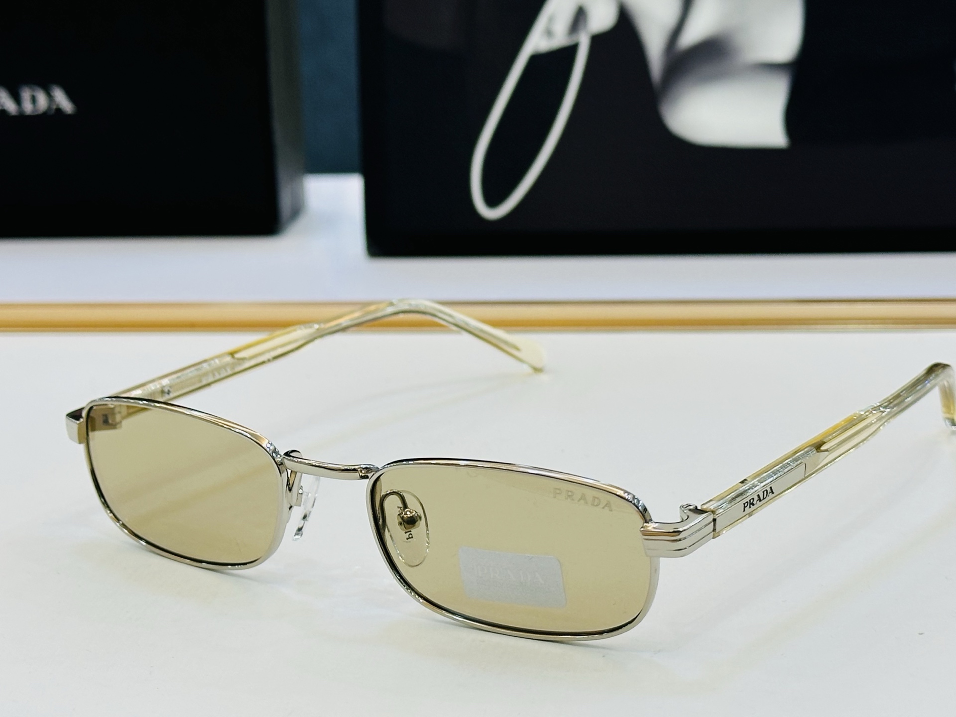 🔺PRAD*🔻普家 PRB54S Size：54口23-145 眼镜系列堪称精湛制作 彰显独特个性 F🌤