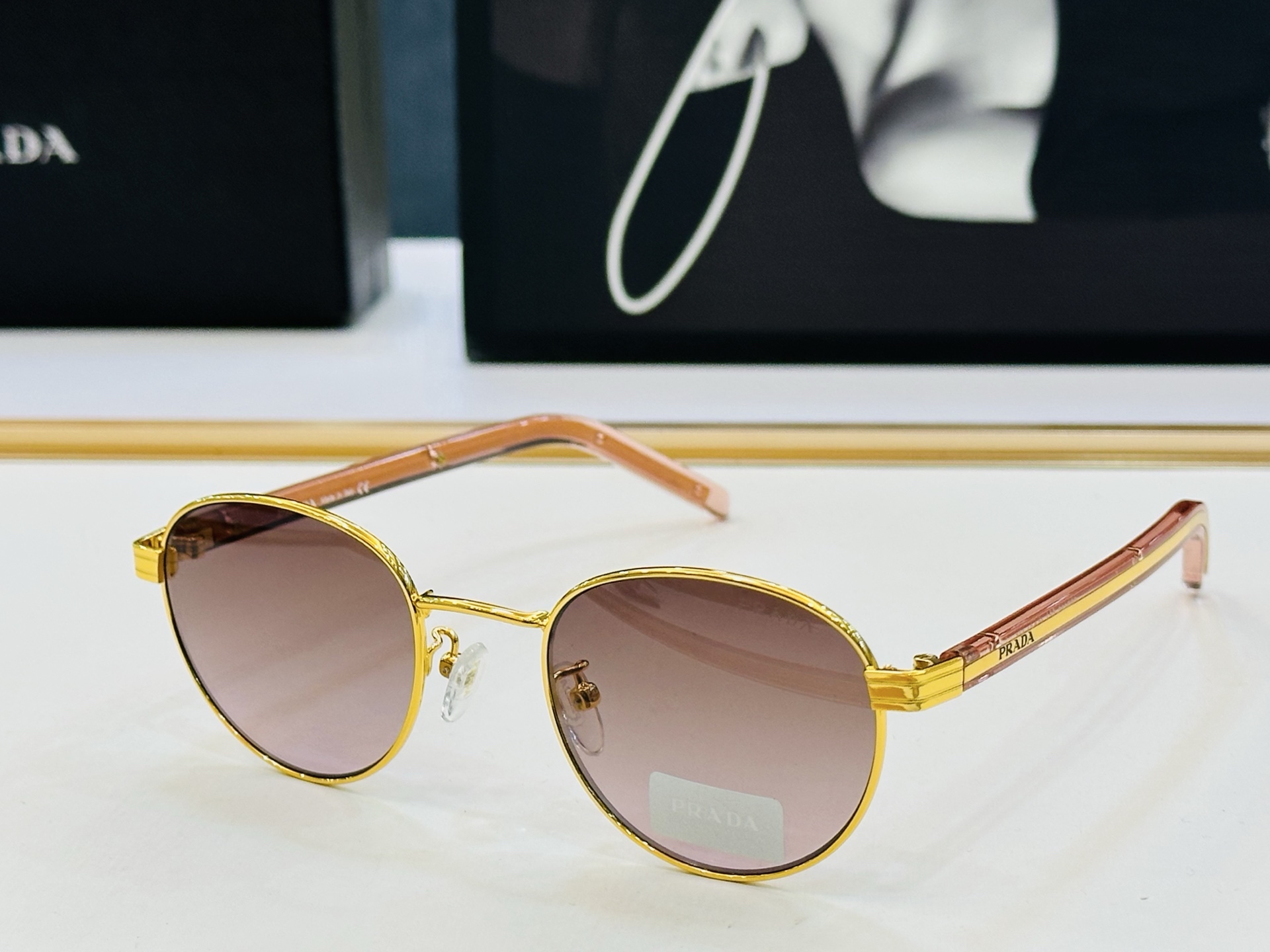 🔺PRAD*🔻普家 PRB52S Size：49口21-145 眼镜系列堪称精湛制作 彰显独特个性 F🌤