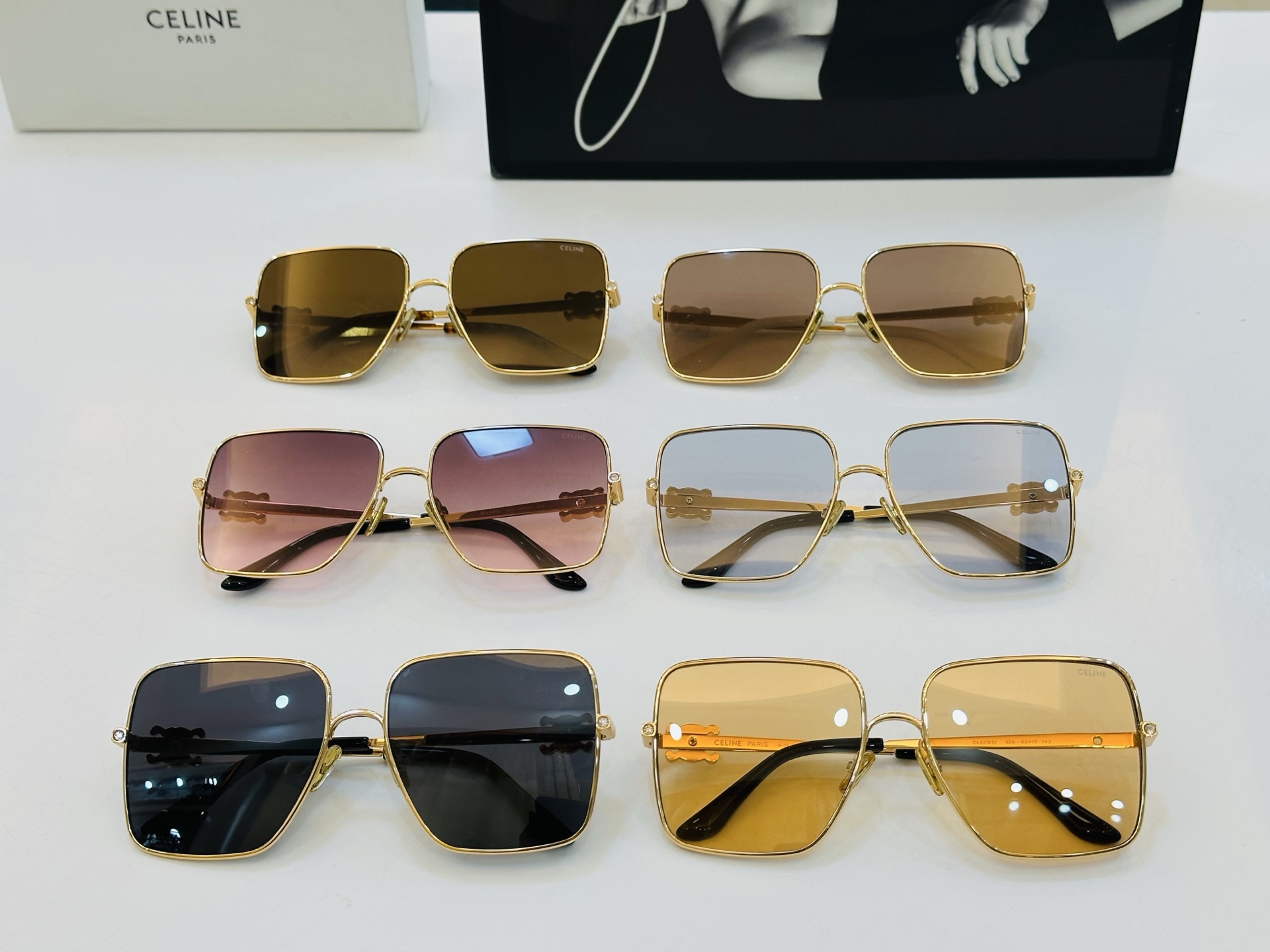 【CELINE】赛琳 CL42101U Size：60口17-143 一直热销的款式 欧美风 光泽度好 