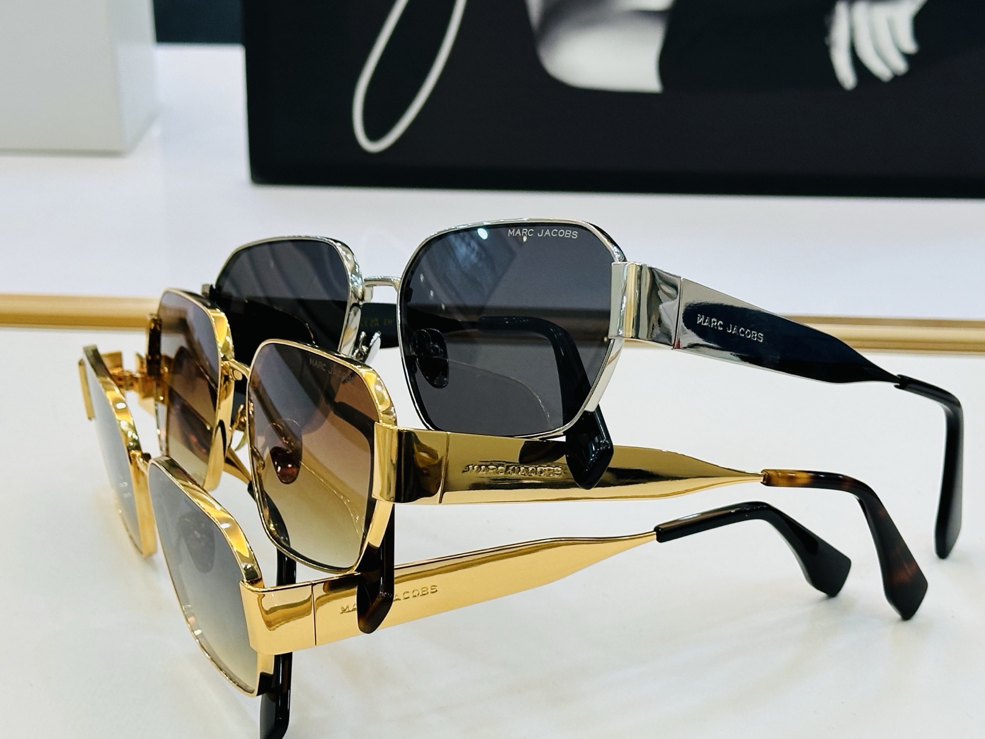 马杰克 MODEL: MARC805/S Size：57口16-145 。。。时尚款 XL大氣百搭的款式