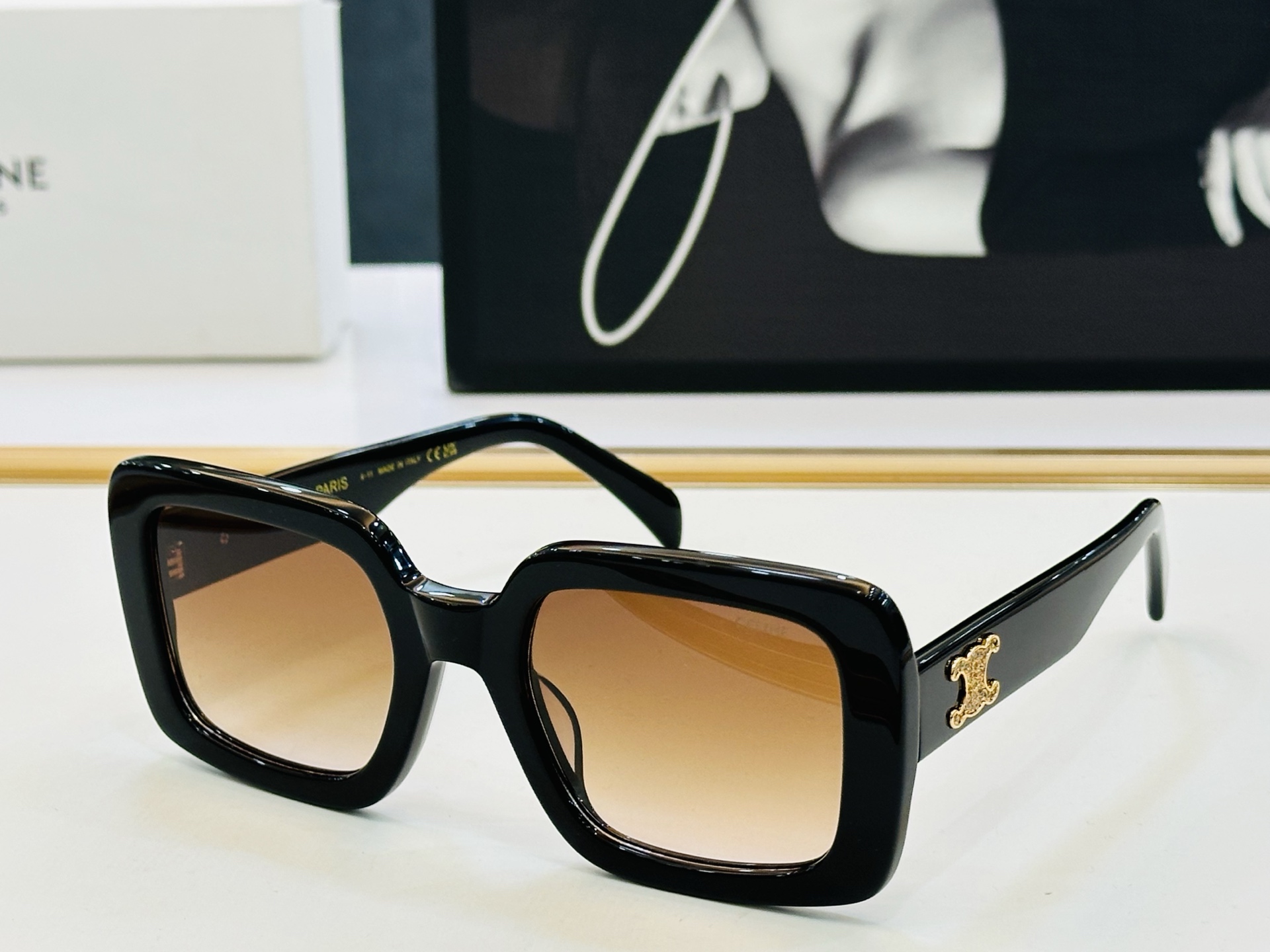 【CELINE】赛琳 CL40304 Size：54口23-145 一直热销的款式 欧美风 光泽度好 质