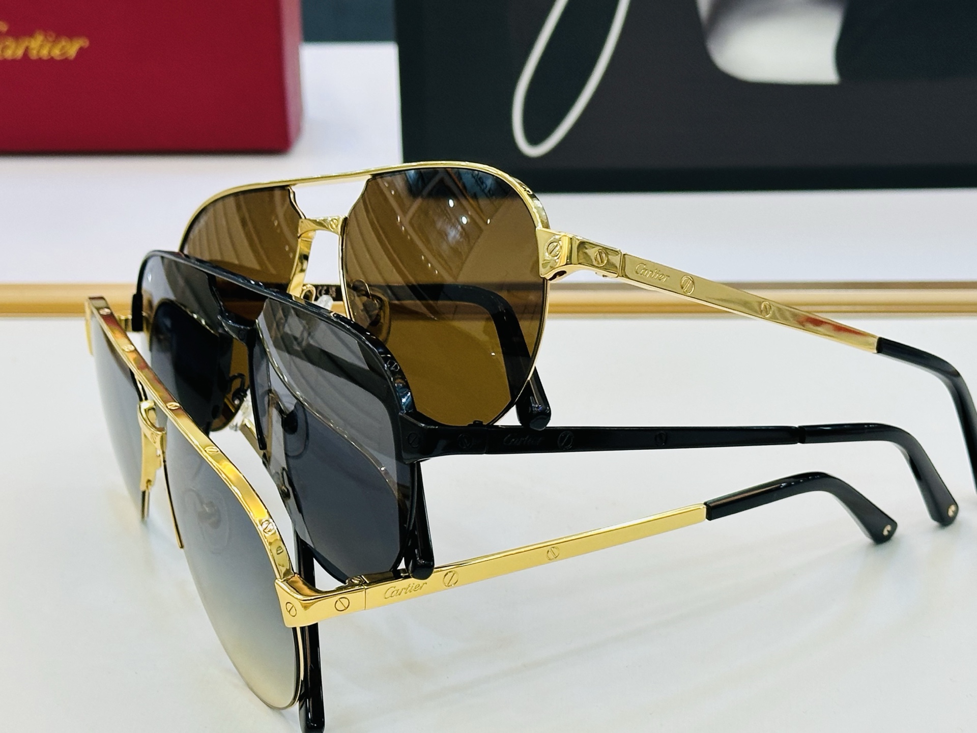 🆕 原版Cartie* 卡家 官网经典款 太阳镜 CT0386S Size：60口15-140 电镀工艺