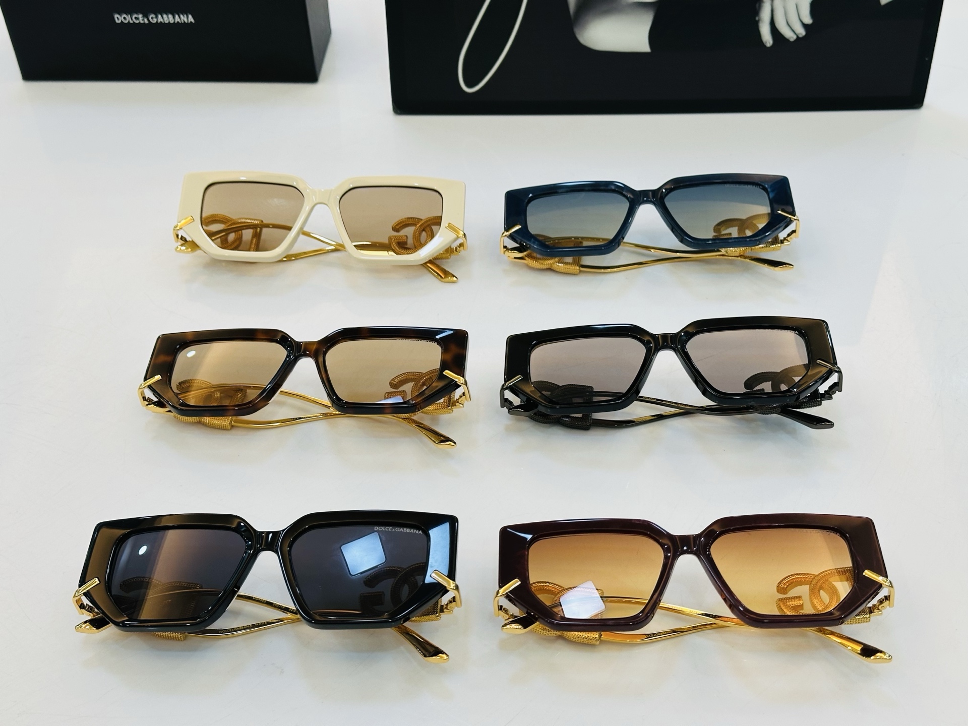 🆕 官网款 🔺DOLCE&GABBAN*🔻DG4400 Size：52口16-140 新颖独特🔝🔝K美艳